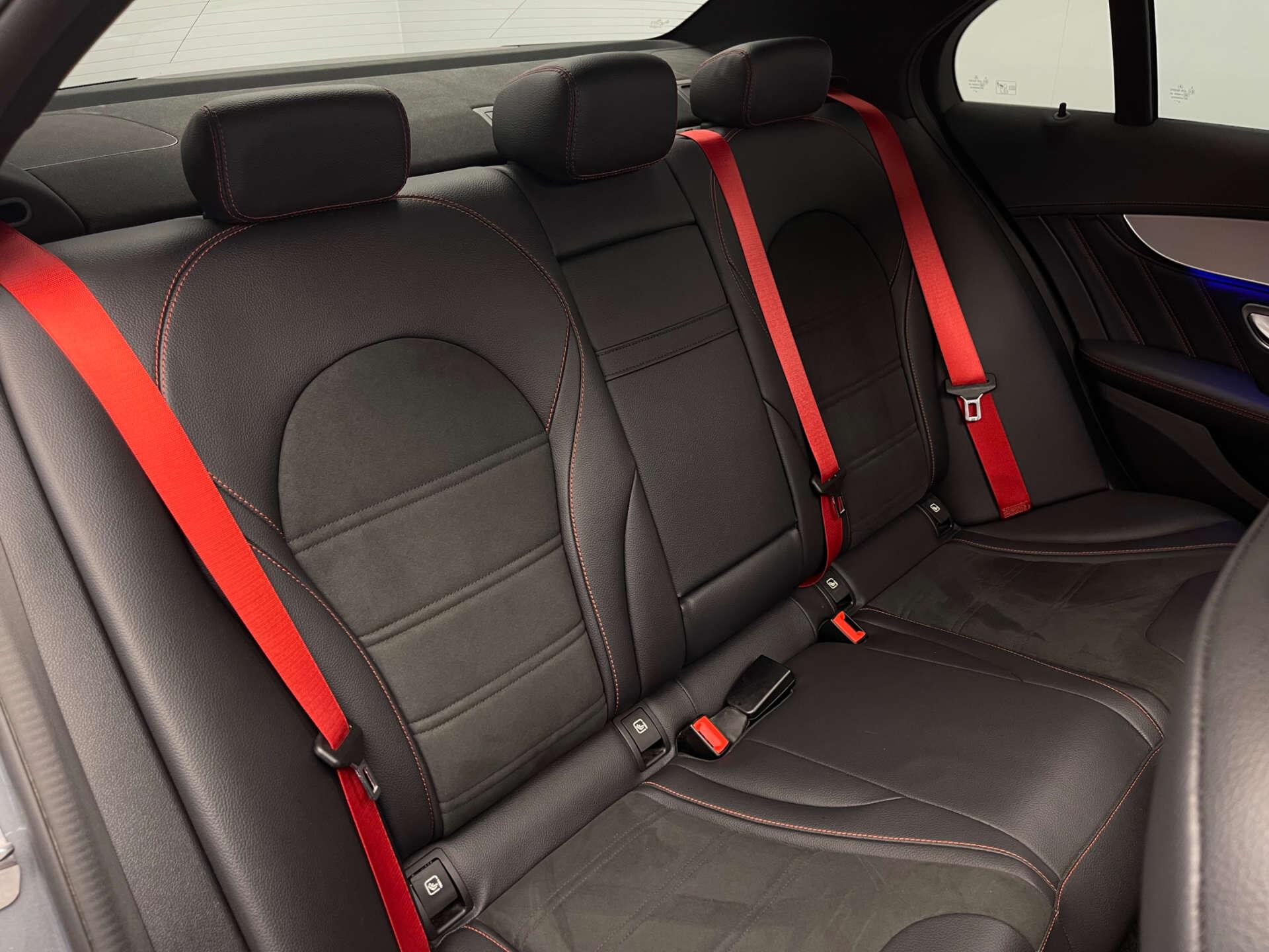 Mercedes-Benz C Class view 26