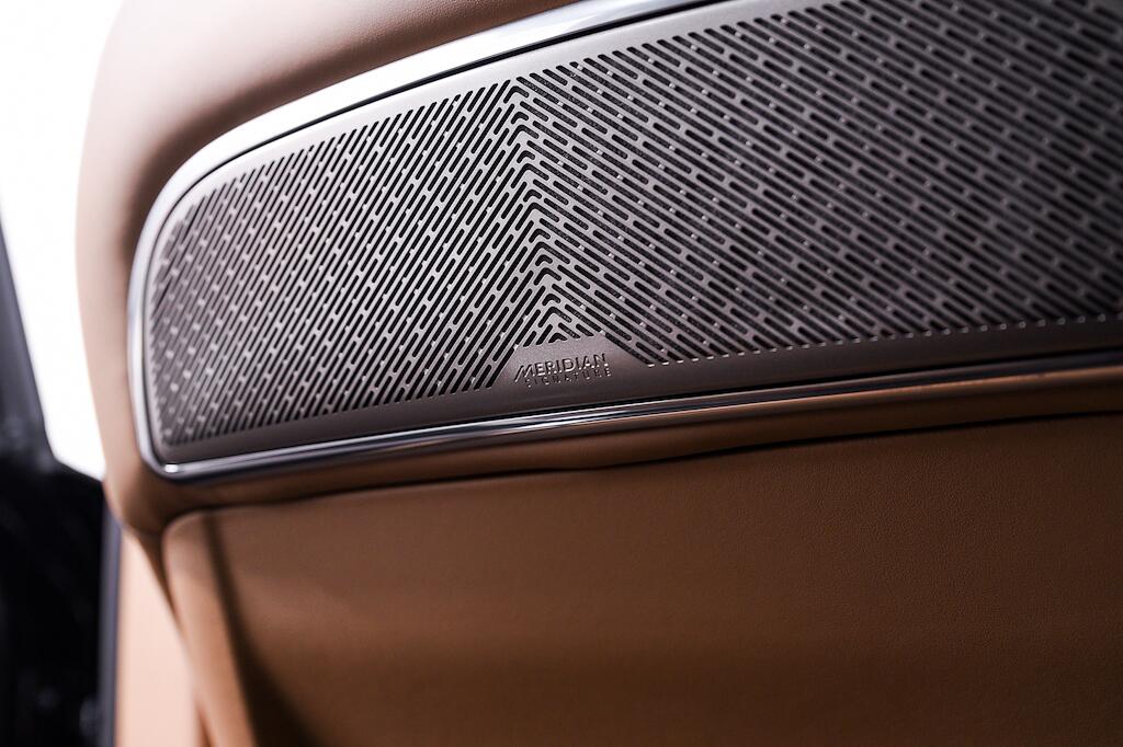Land Rover Range Rover view 25