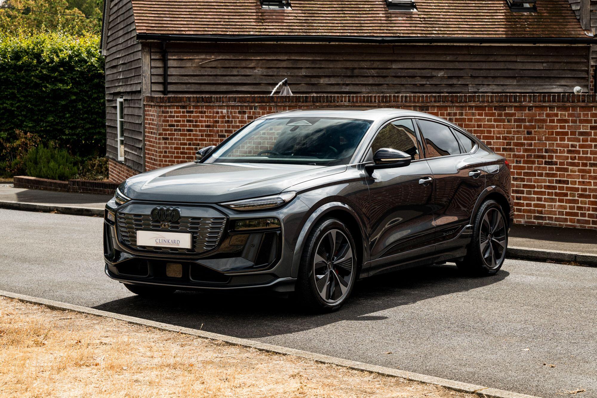 Audi SQ6 E-Tron view 10