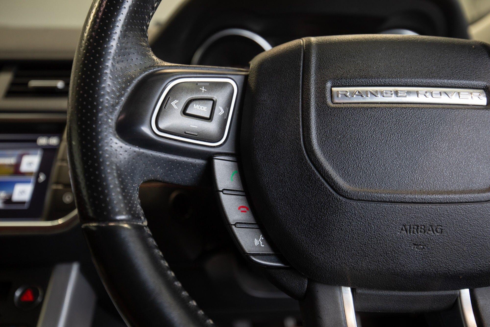 Land Rover Range Rover Evoque view 25