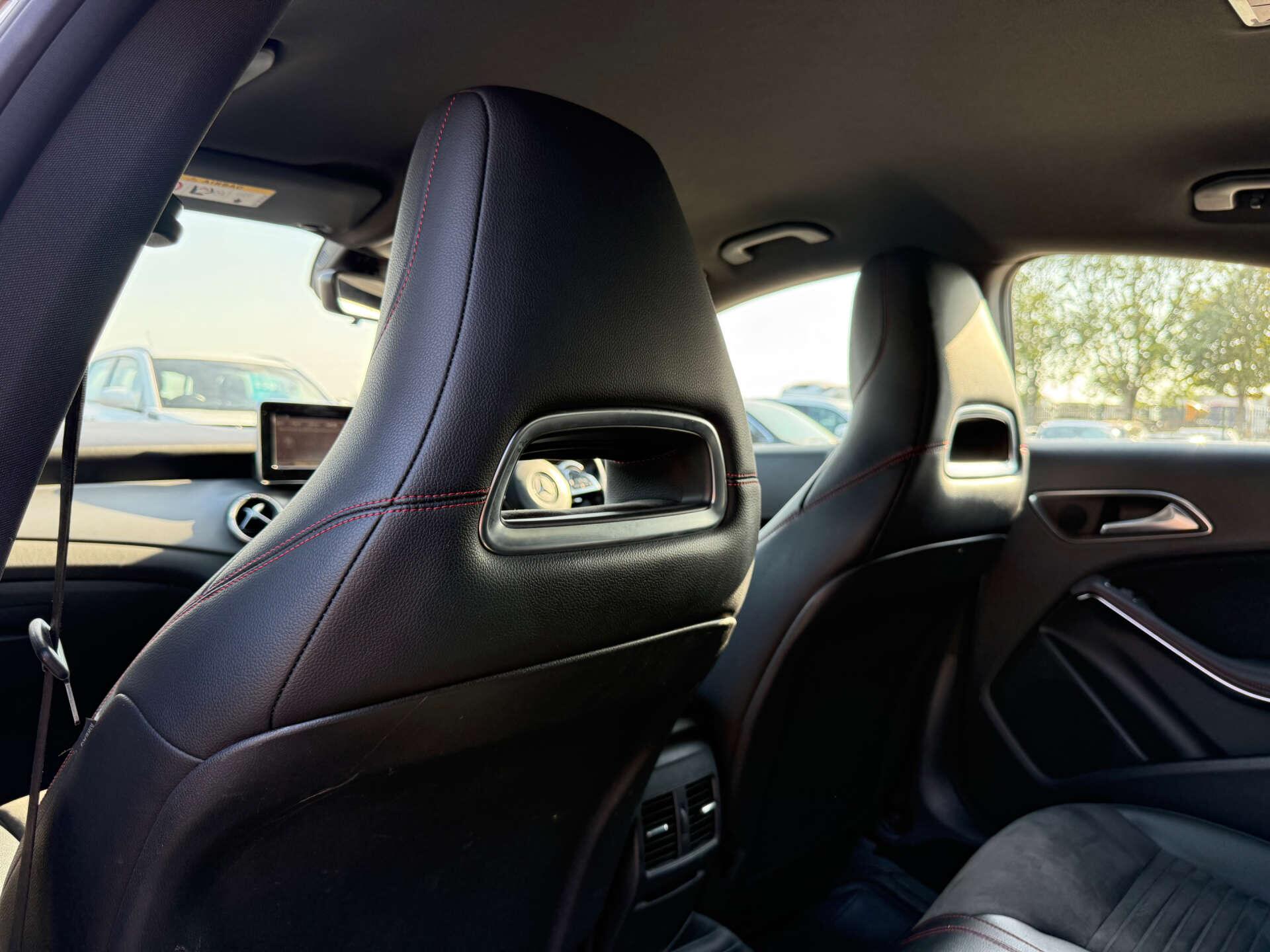 Mercedes-Benz CLA view 62