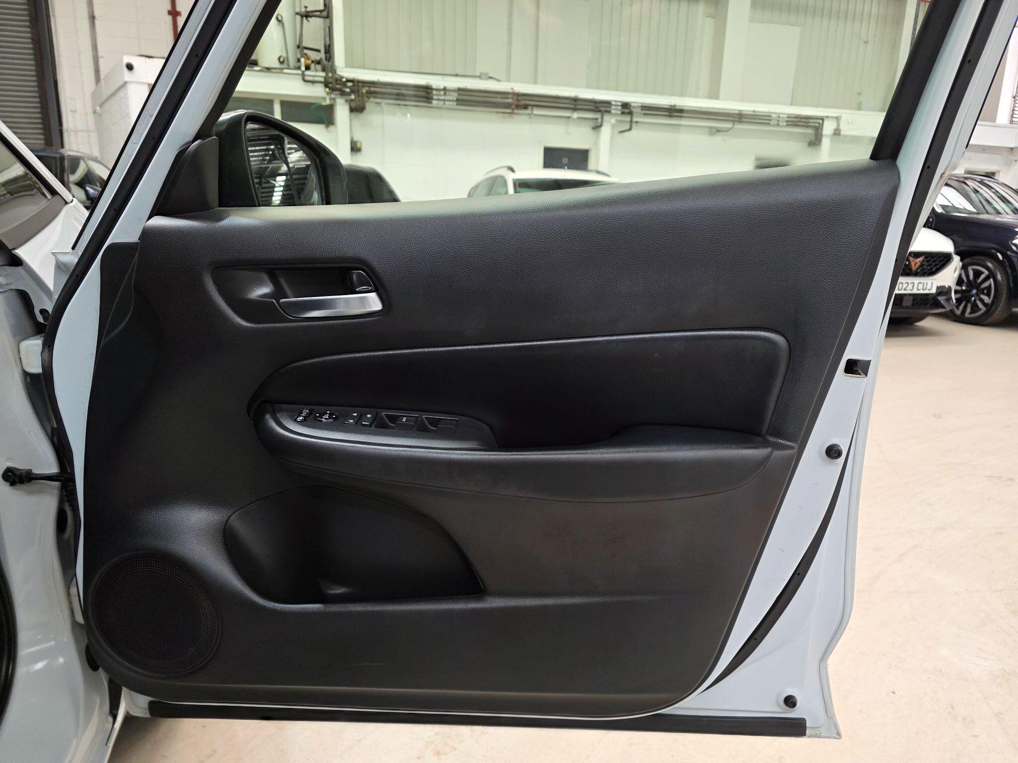Honda Jazz view 10