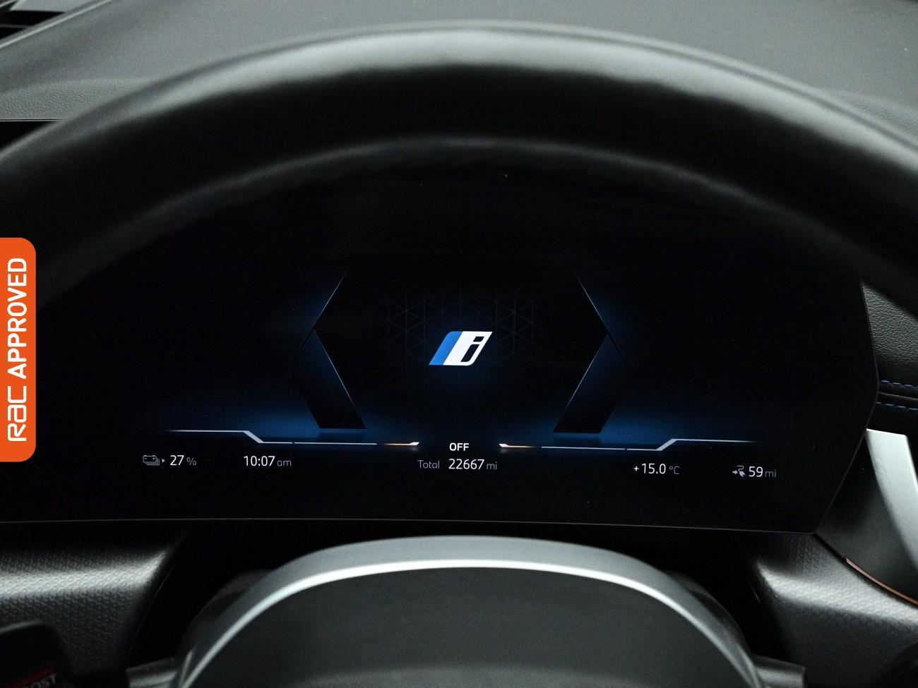 BMW iX1 view 12