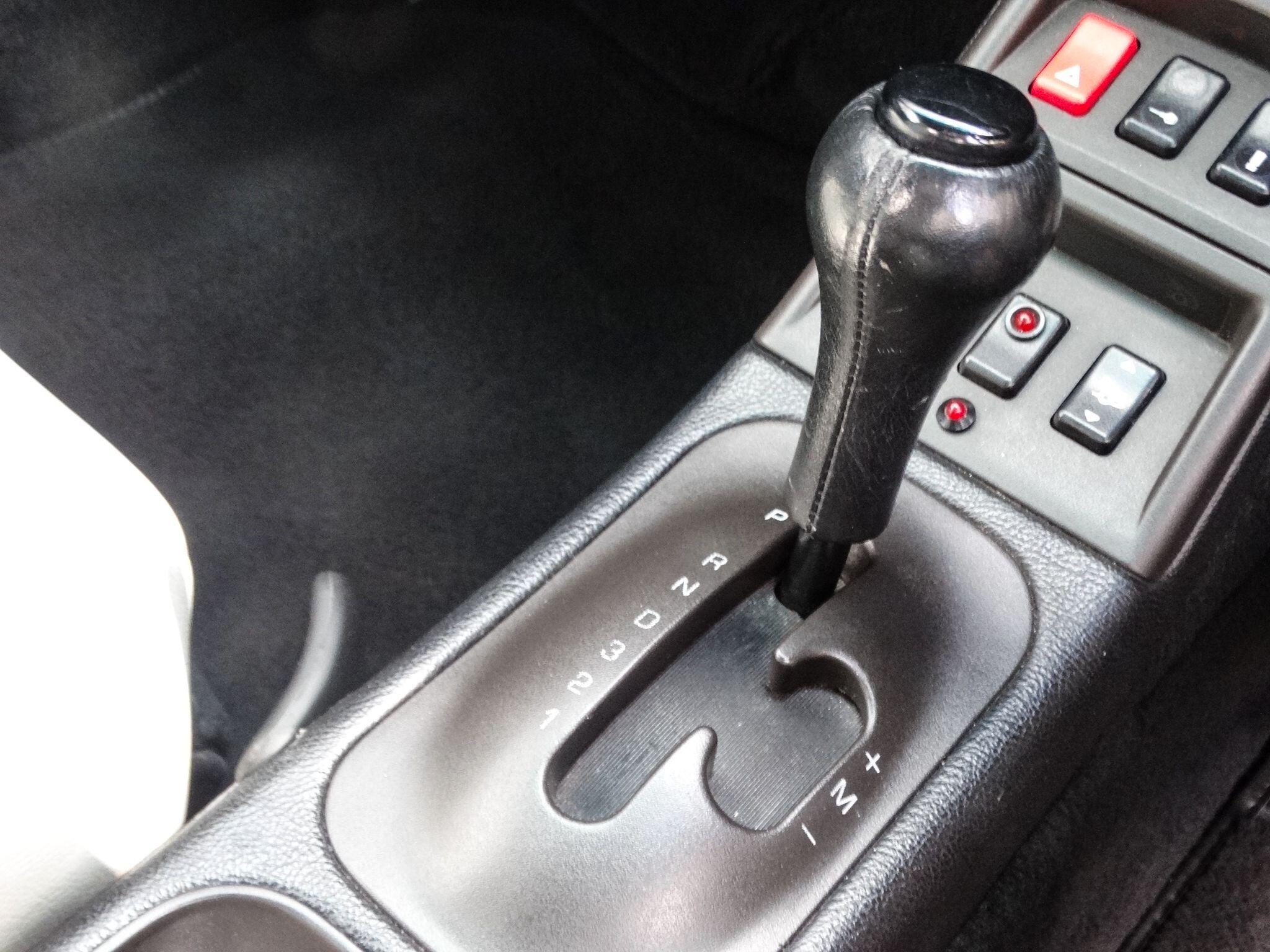 Porsche 911 view 26