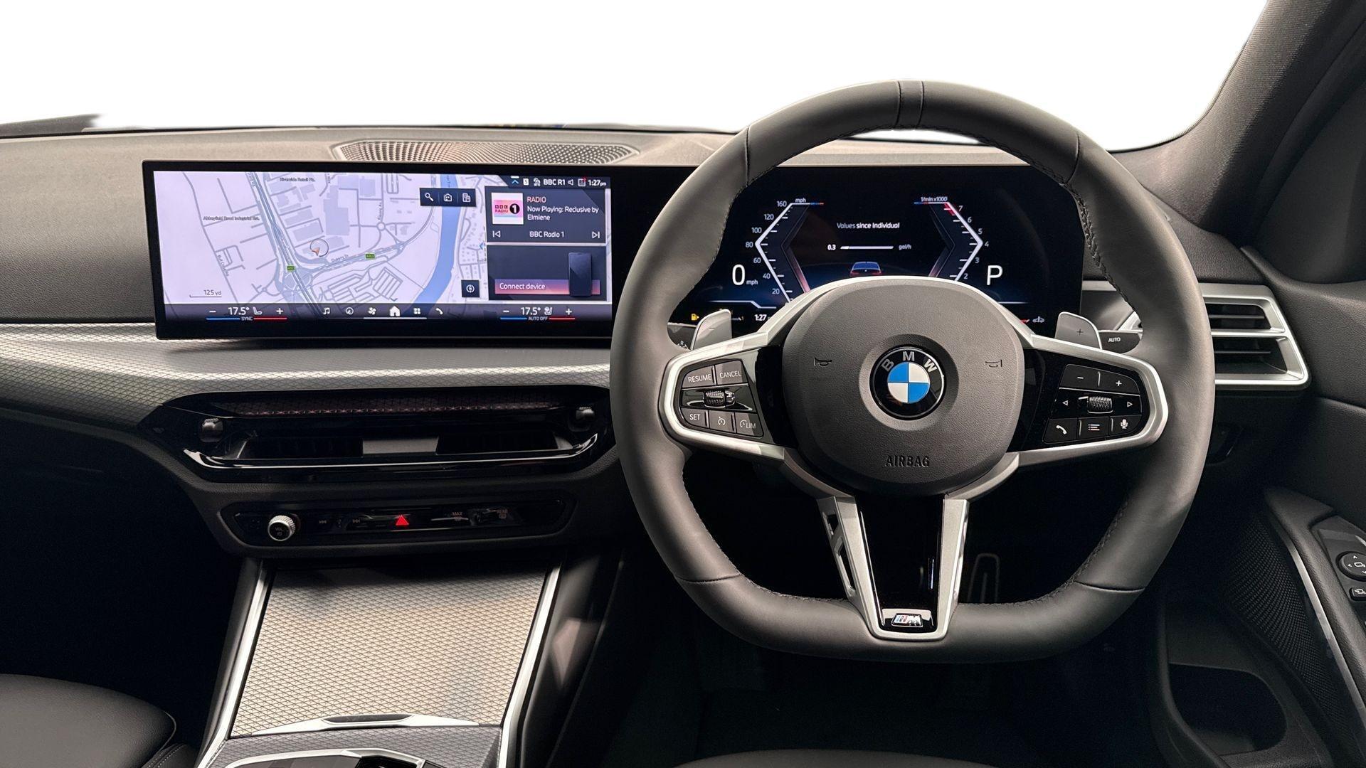 BMW 3 Series view 5
