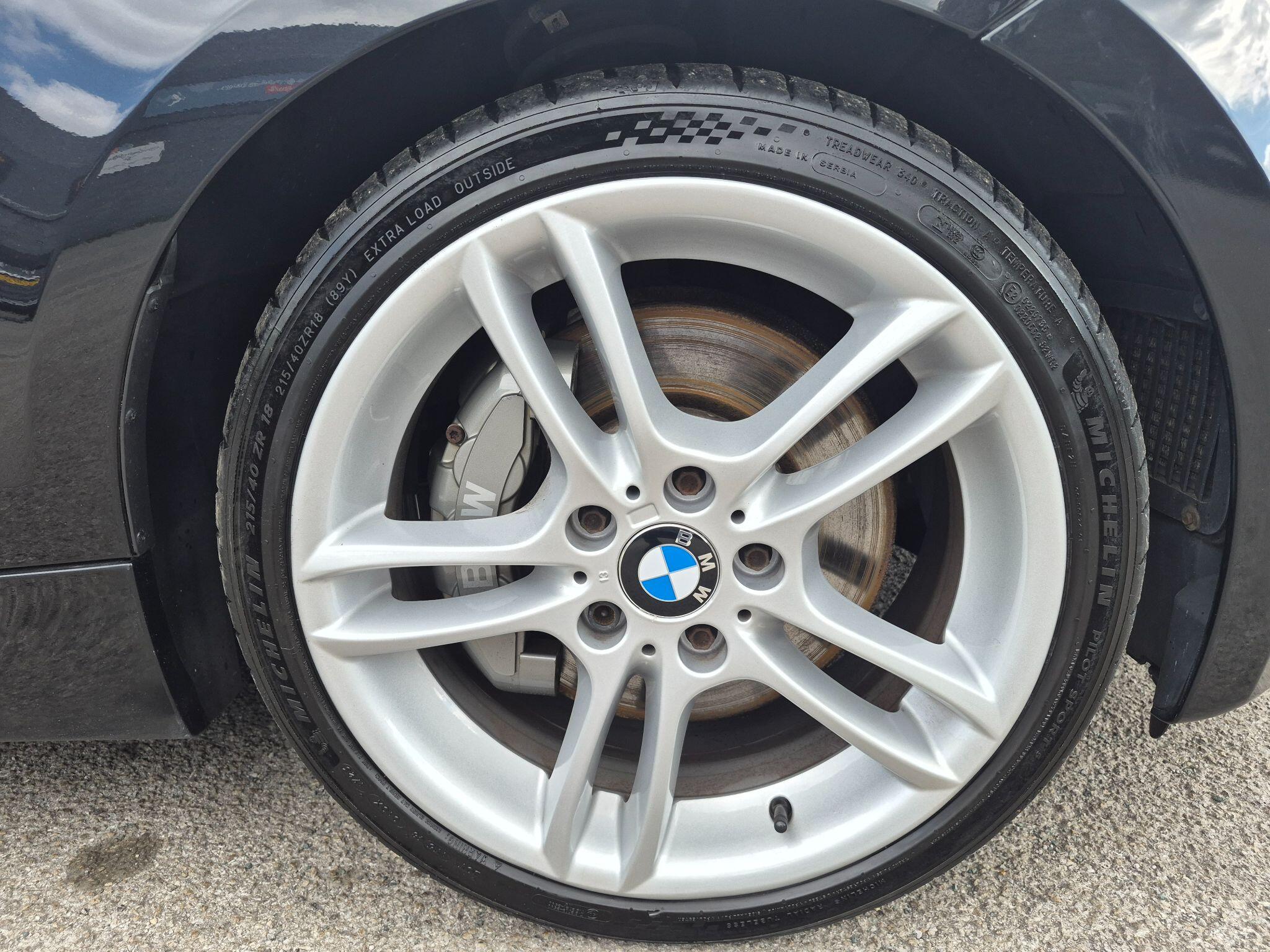 BMW 1 Series view 19