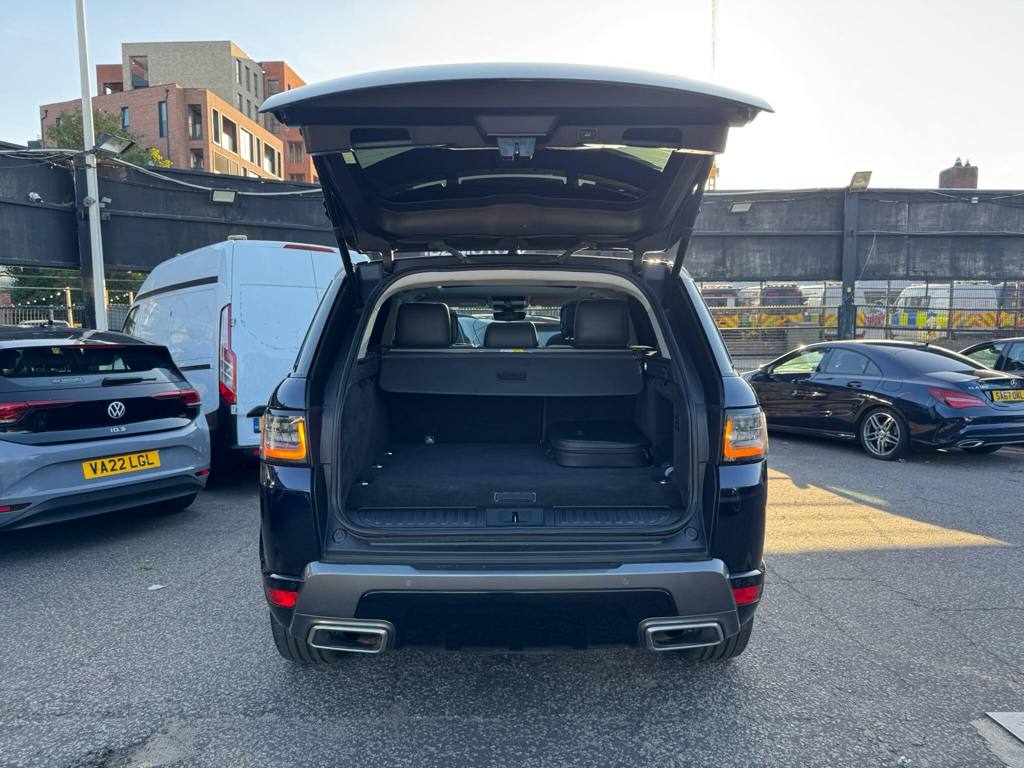 Land Rover Range Rover Sport view 37
