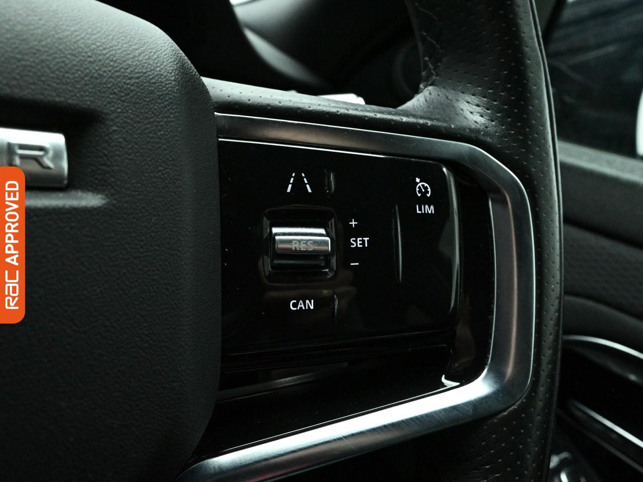 Land Rover Range Rover Evoque view 22