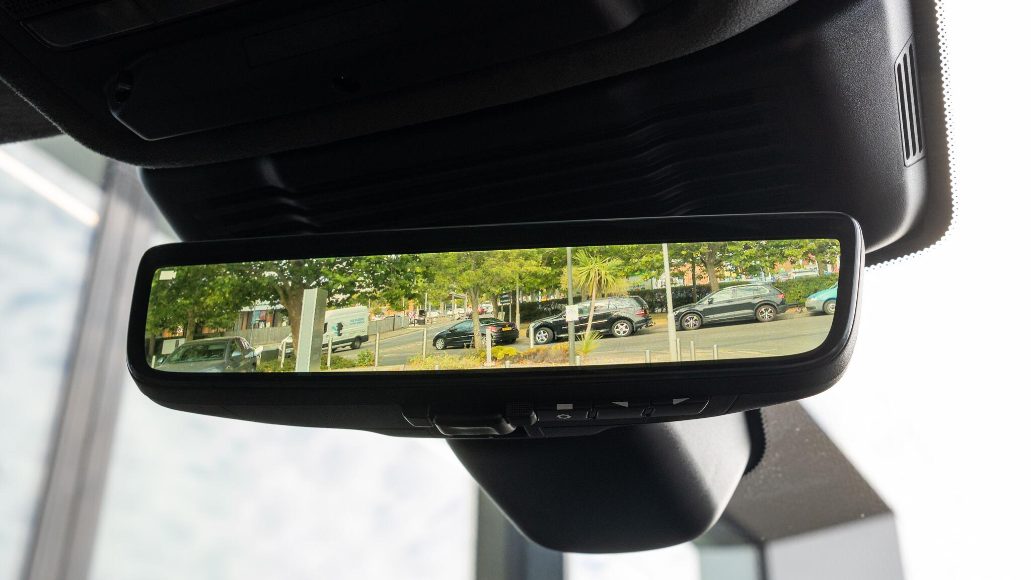 Land Rover Range Rover Evoque view 21