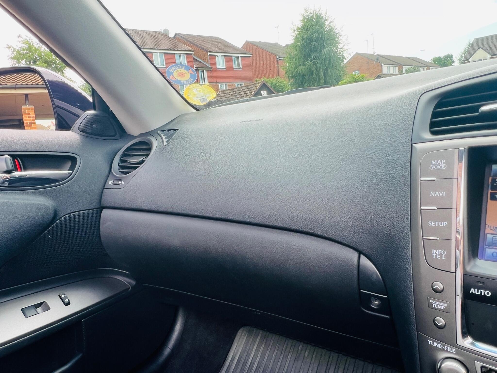 Lexus Is view 48