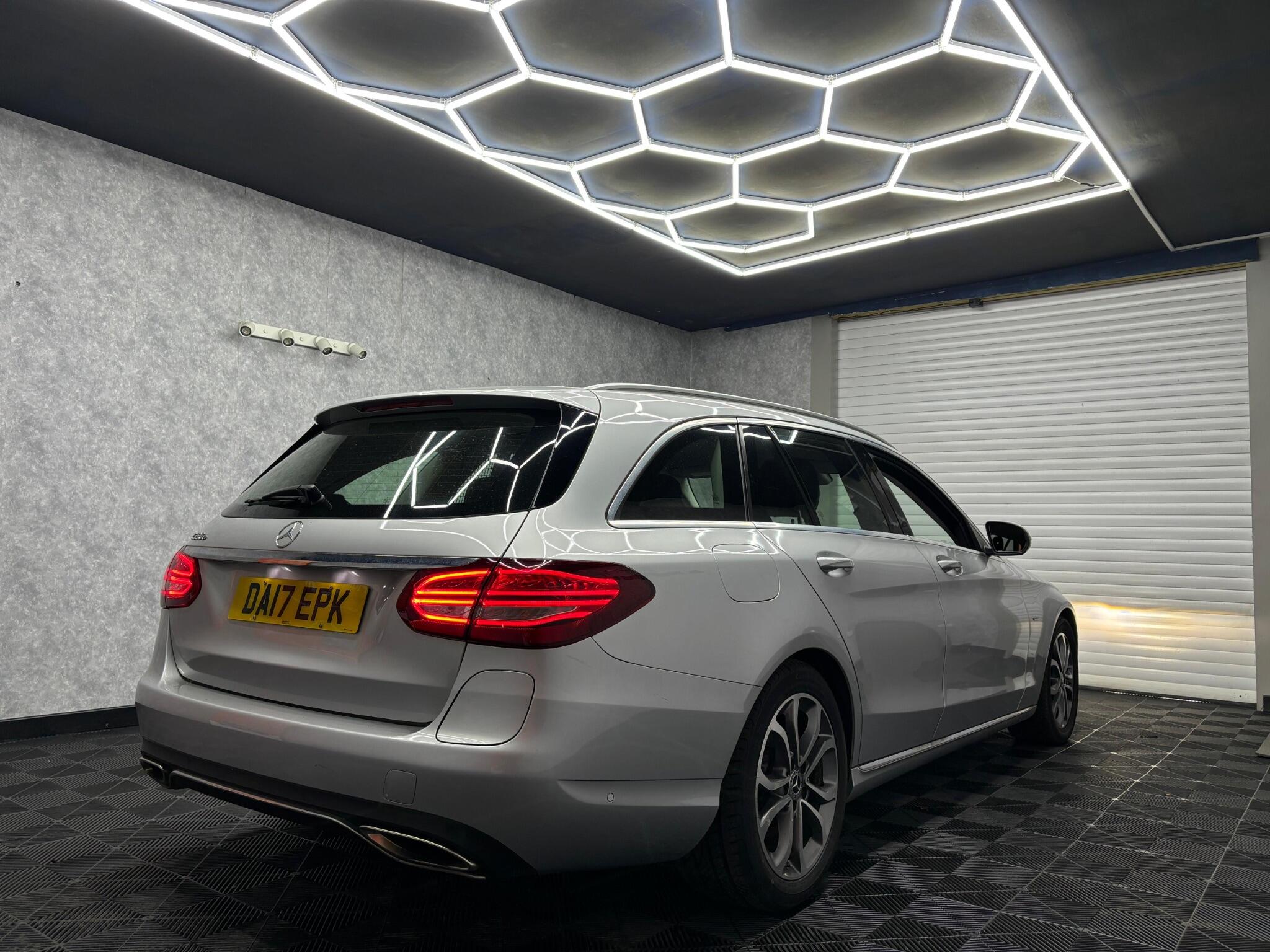 Mercedes-Benz C Class view 2