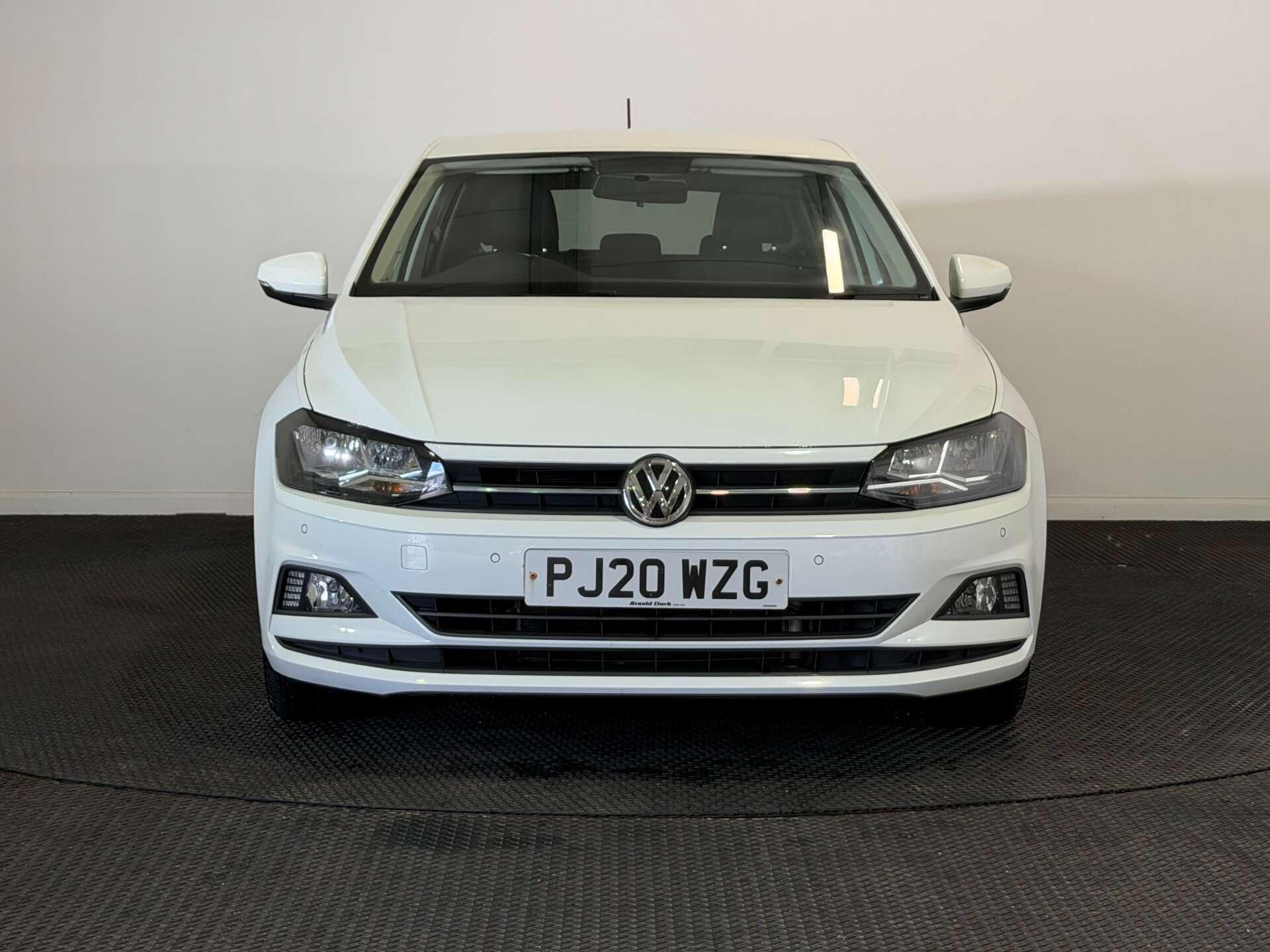 Volkswagen Polo view 2