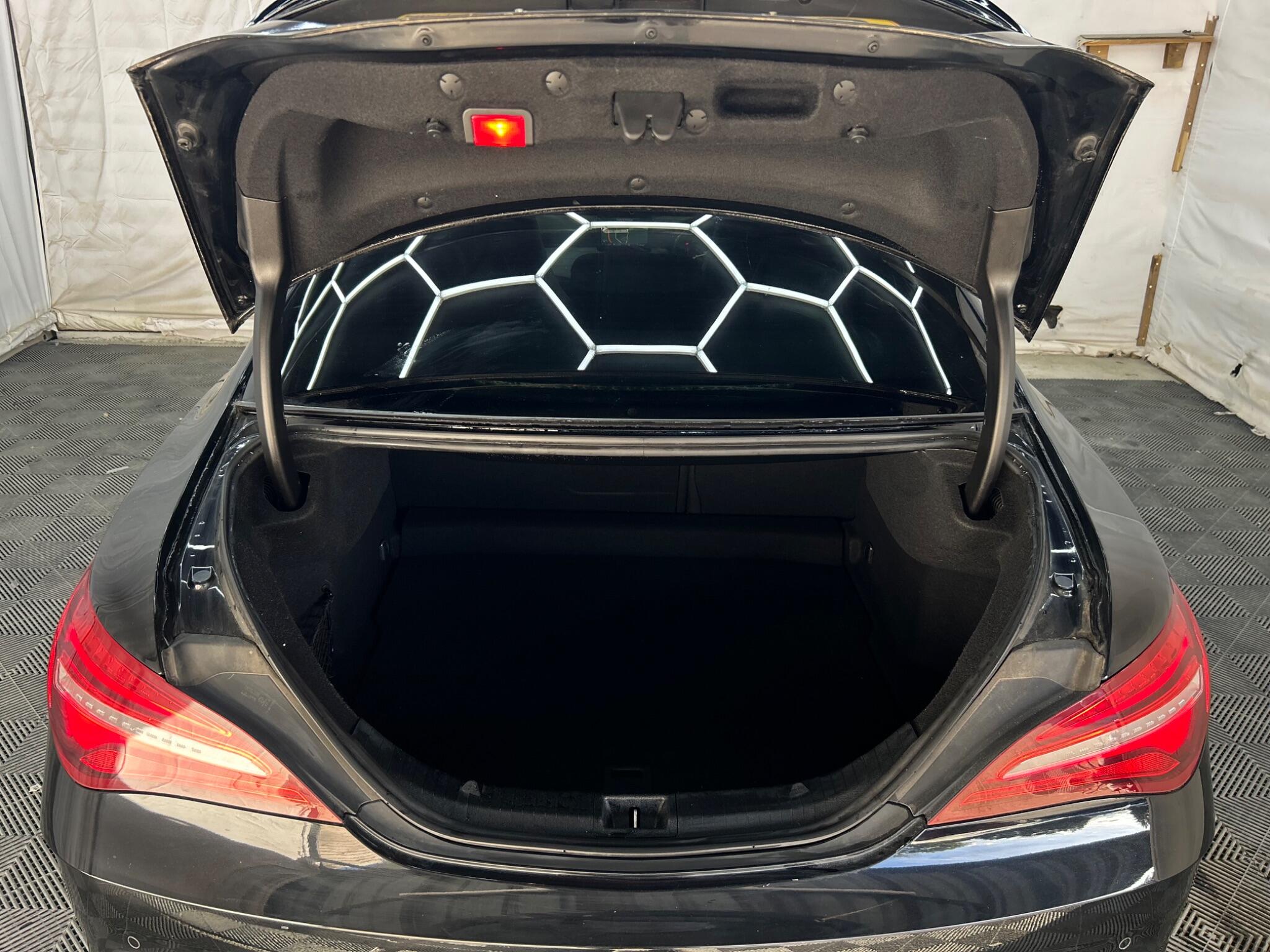 Mercedes-Benz CLA view 44