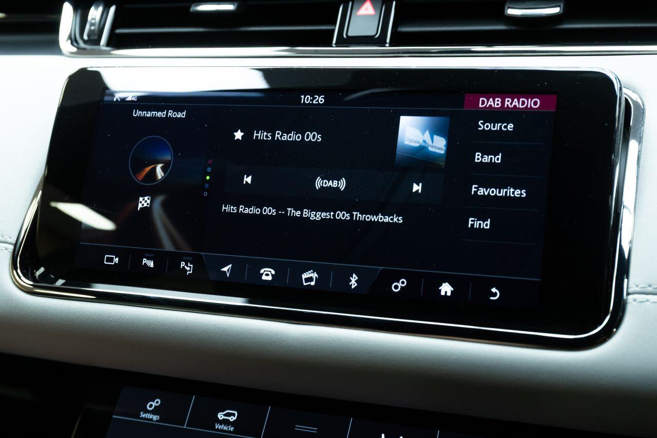 Land Rover Range Rover Evoque view 29
