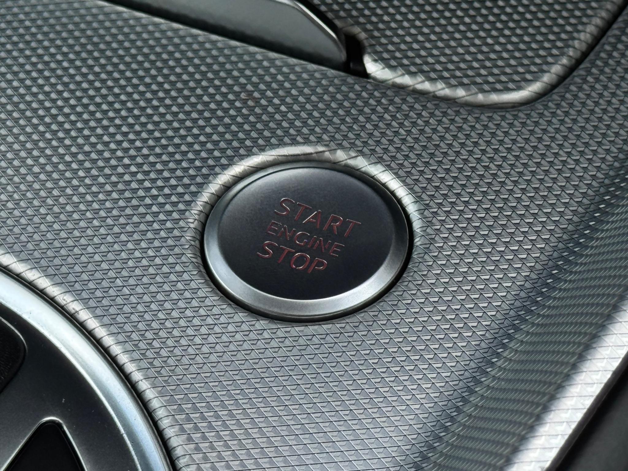 Audi TT view 23
