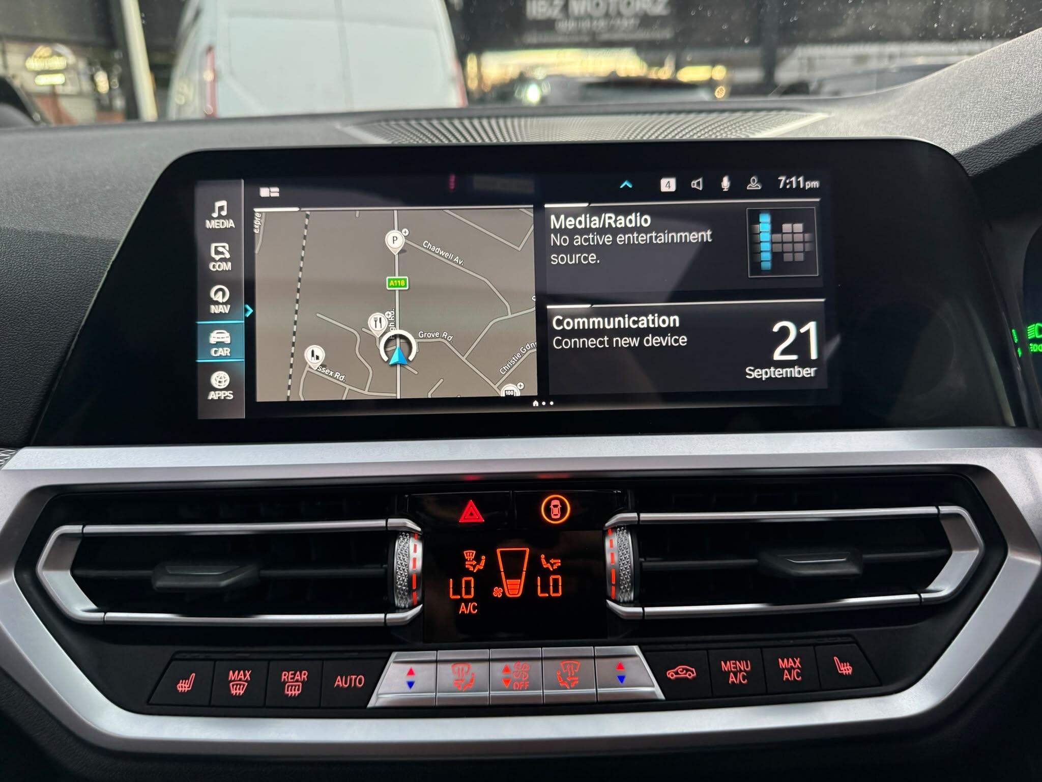 BMW 3 Series view 77