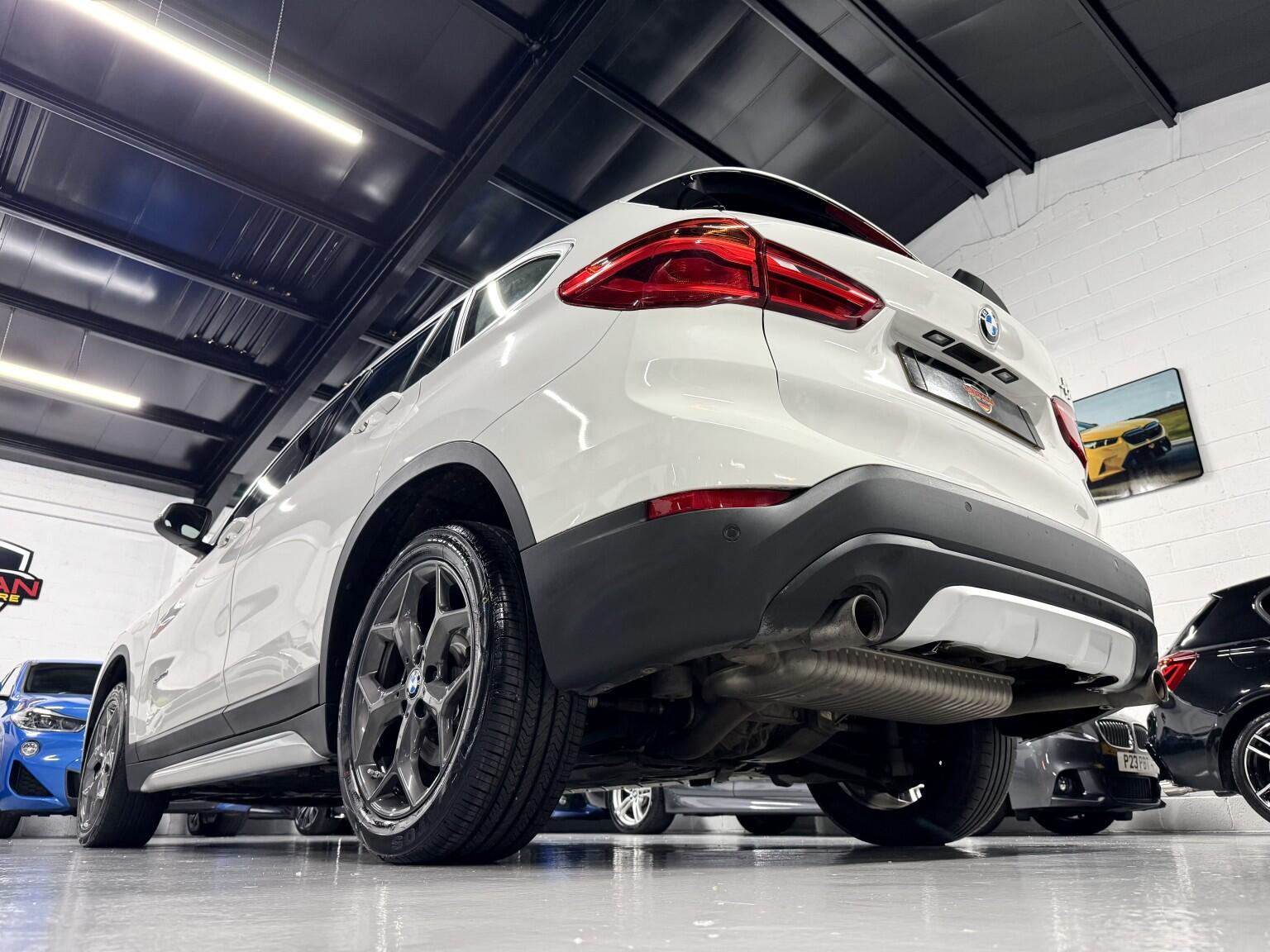 BMW X1 view 8