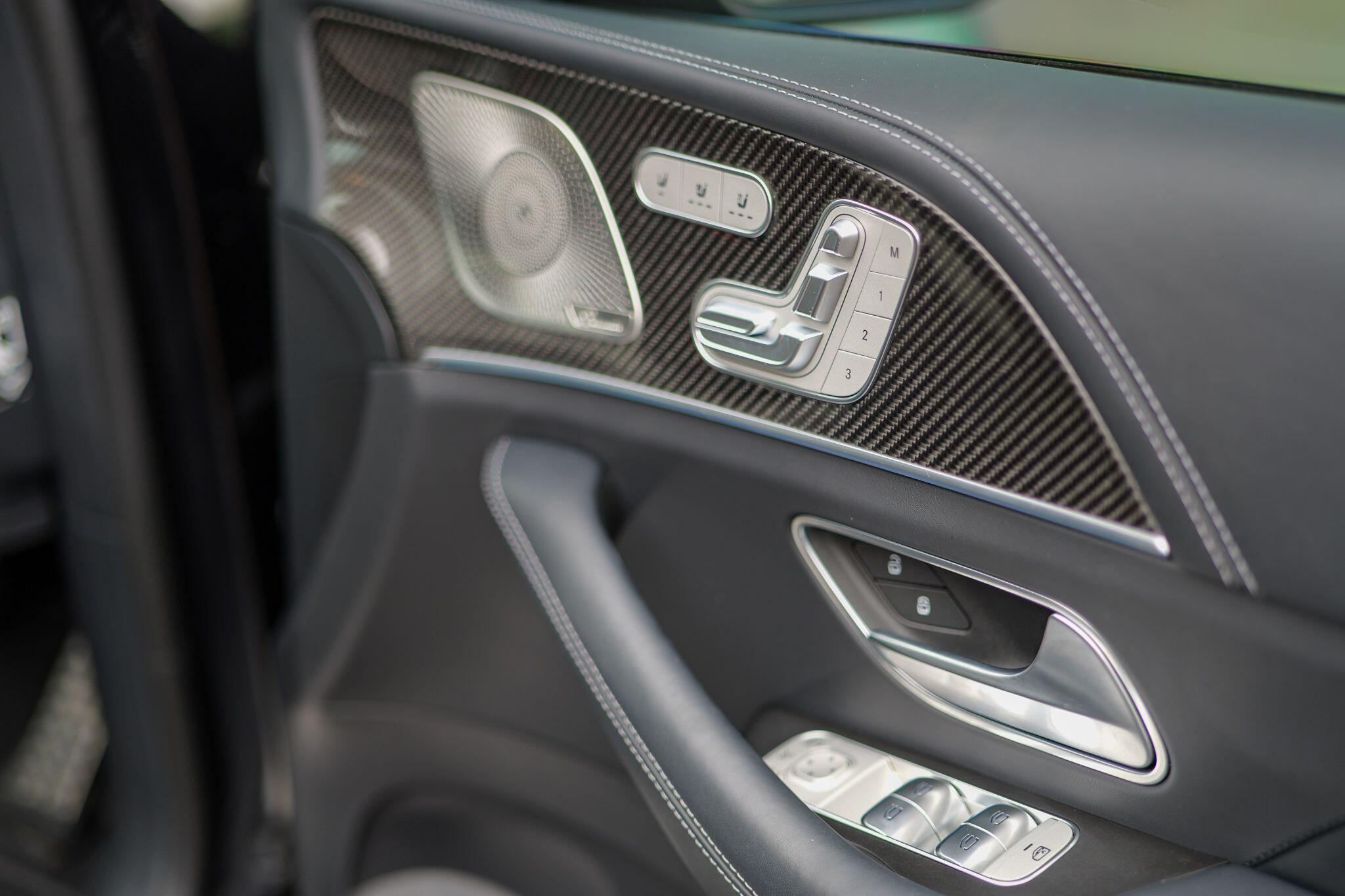 Mercedes-Benz Mercedes-Benz GLE view 29
