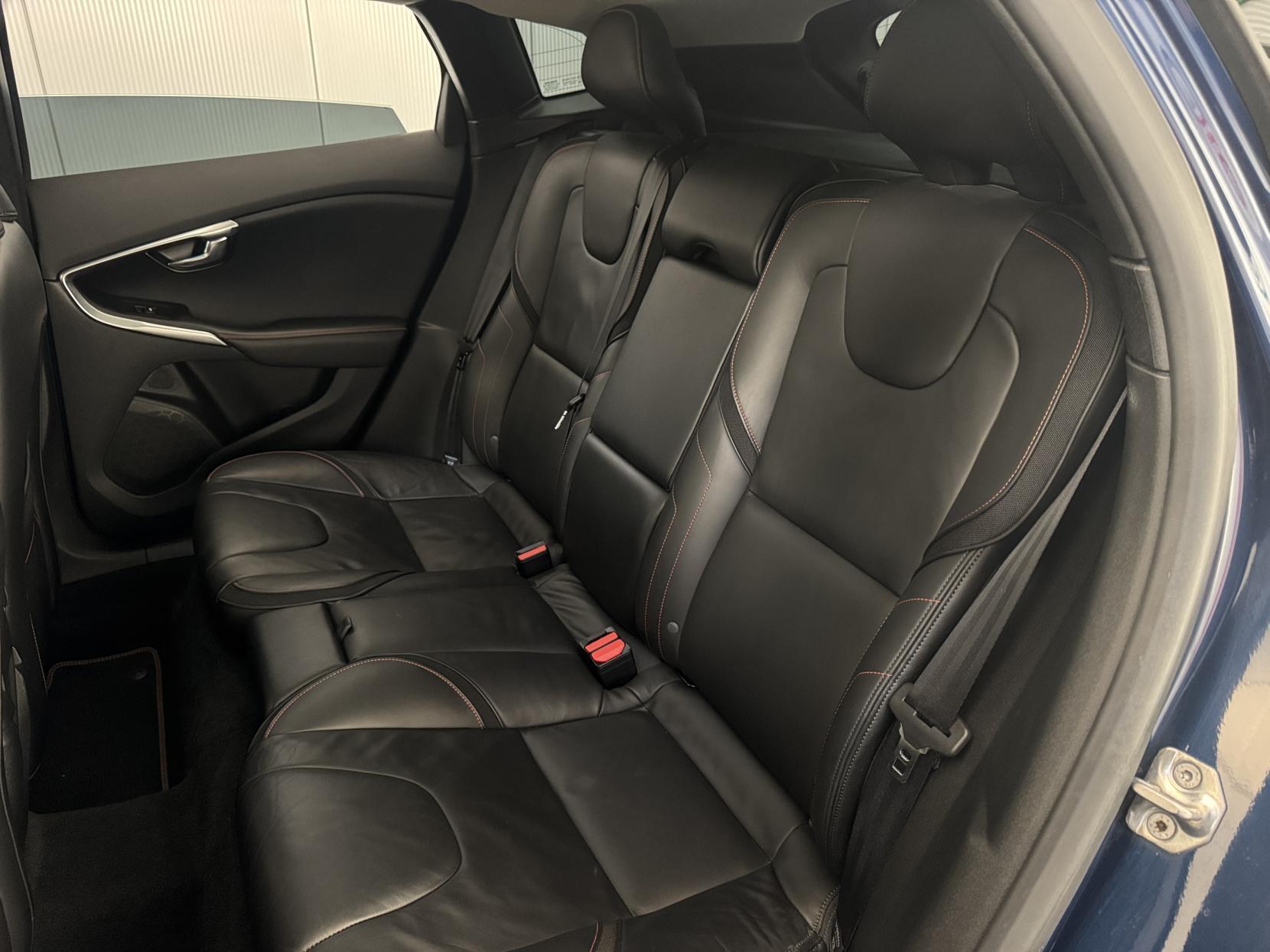 Volvo V40 view 69