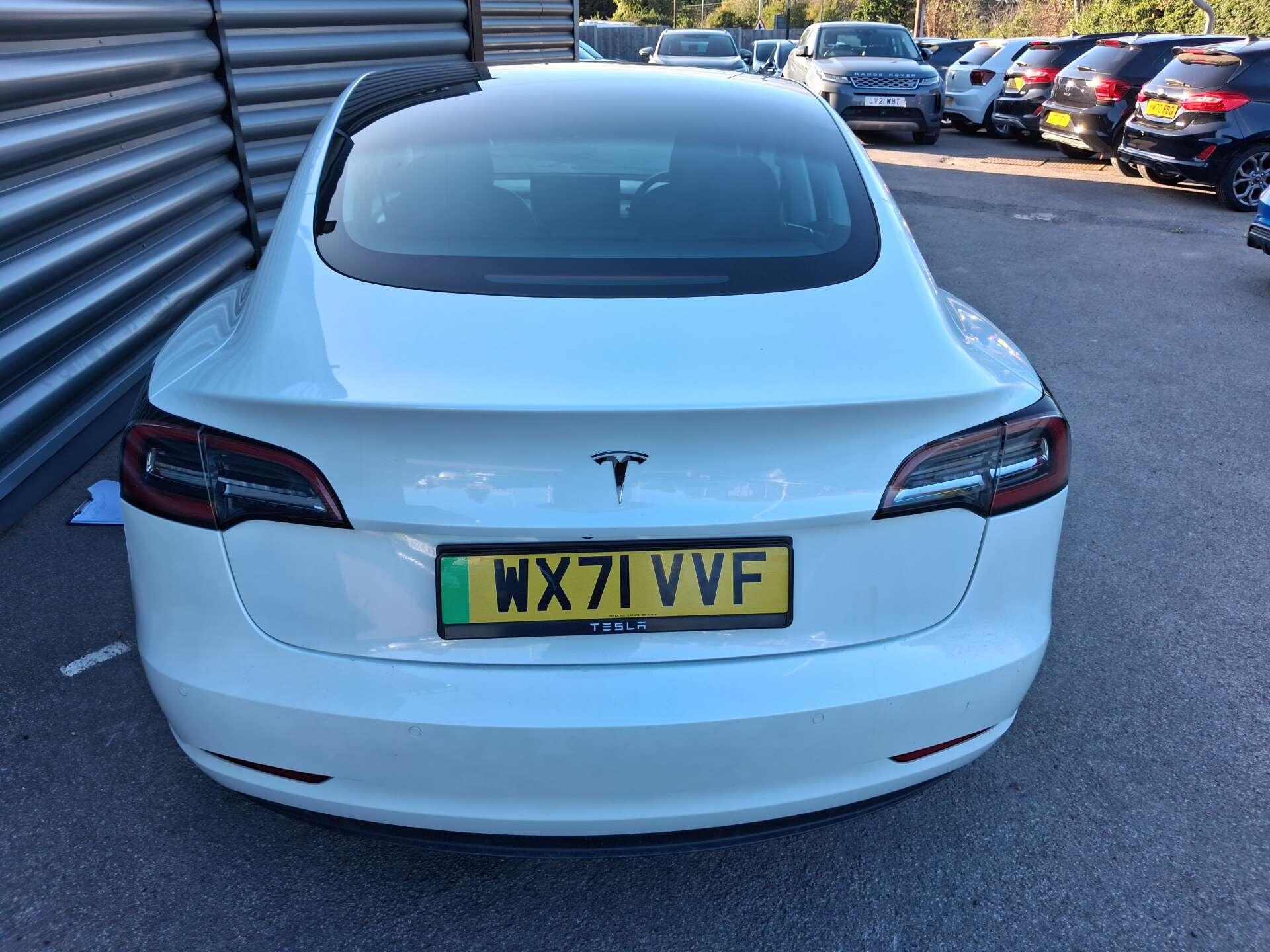 Tesla Model 3 view 4