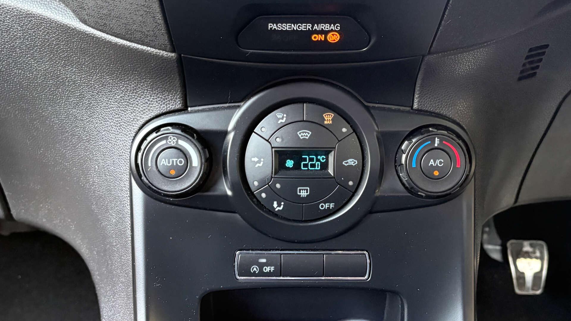 Ford Fiesta view 27