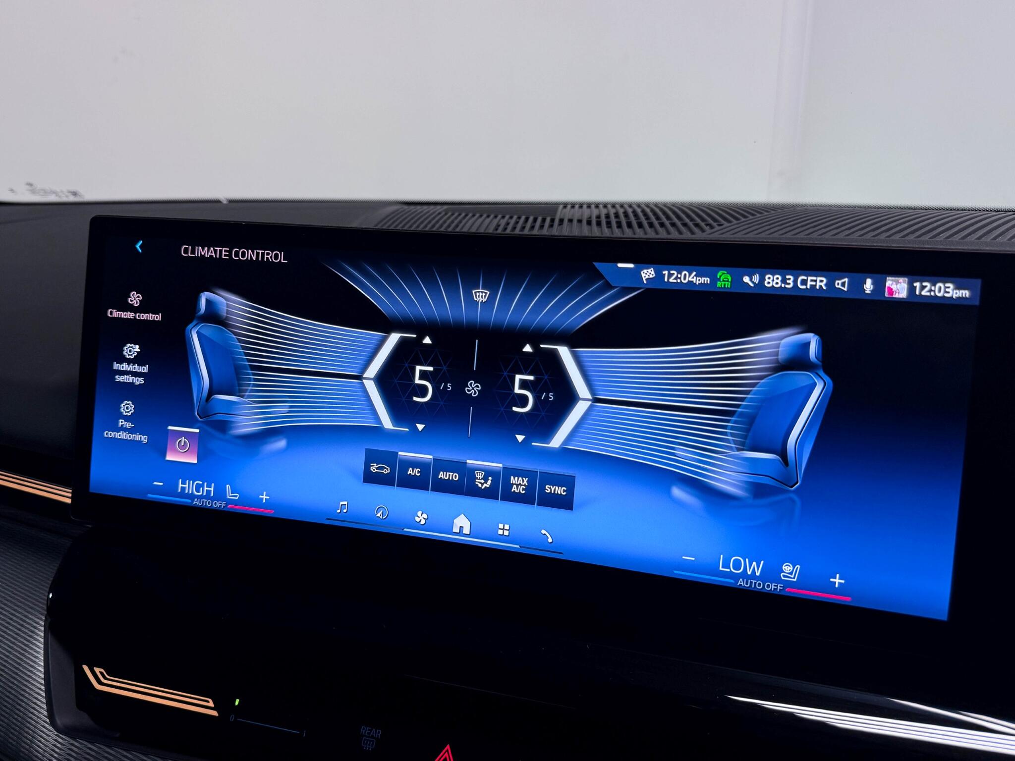 BMW 5 Series view 43