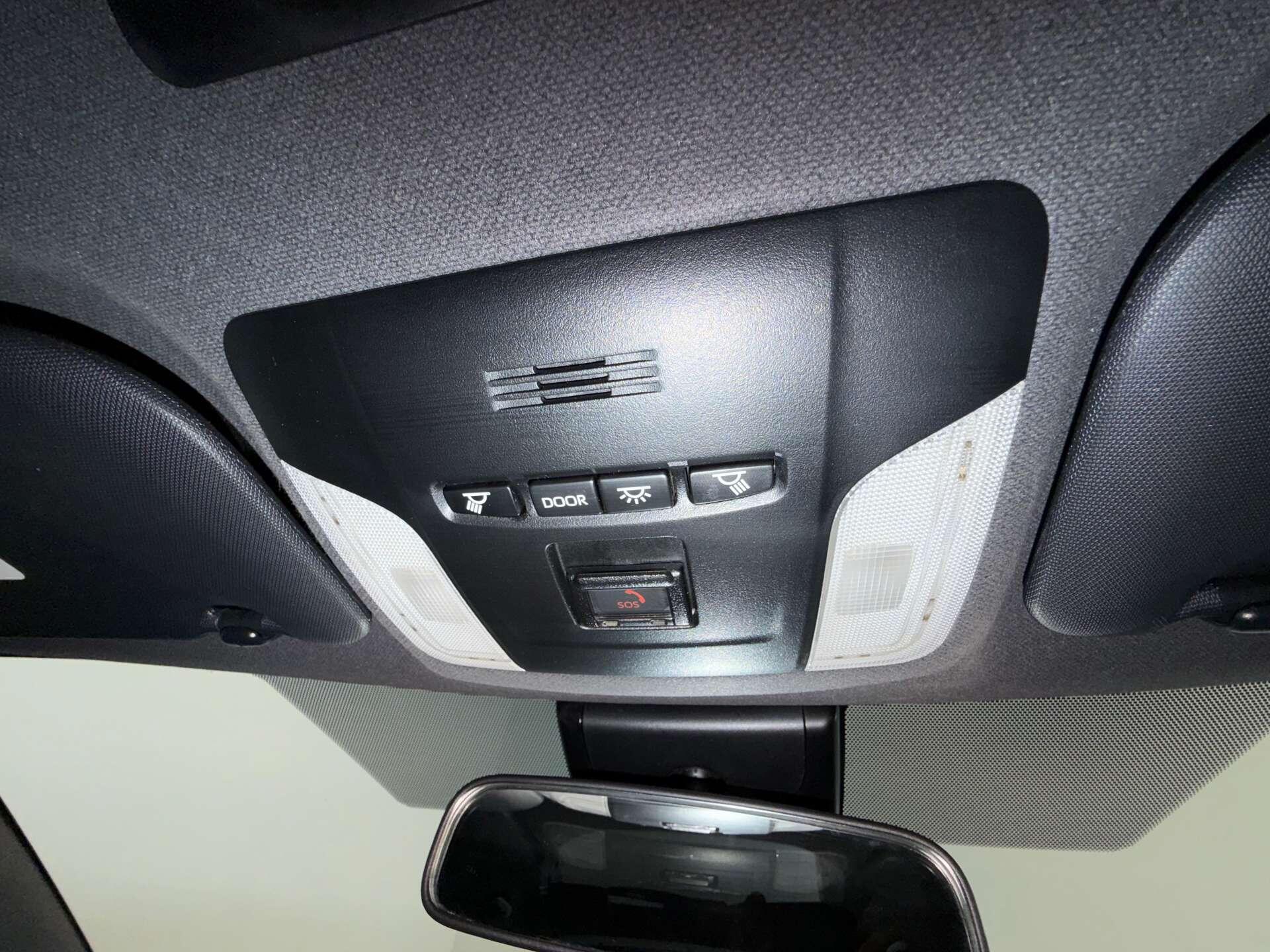 Toyota Corolla view 43