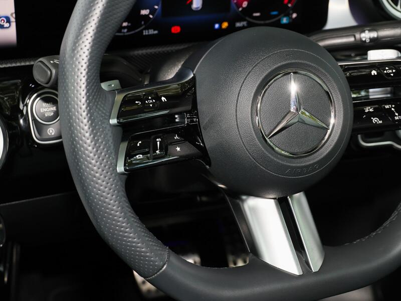 Mercedes-Benz A-Class view 11