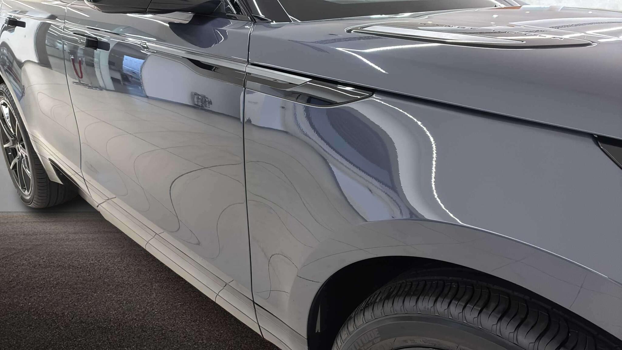 Land Rover Range Rover Velar view 22