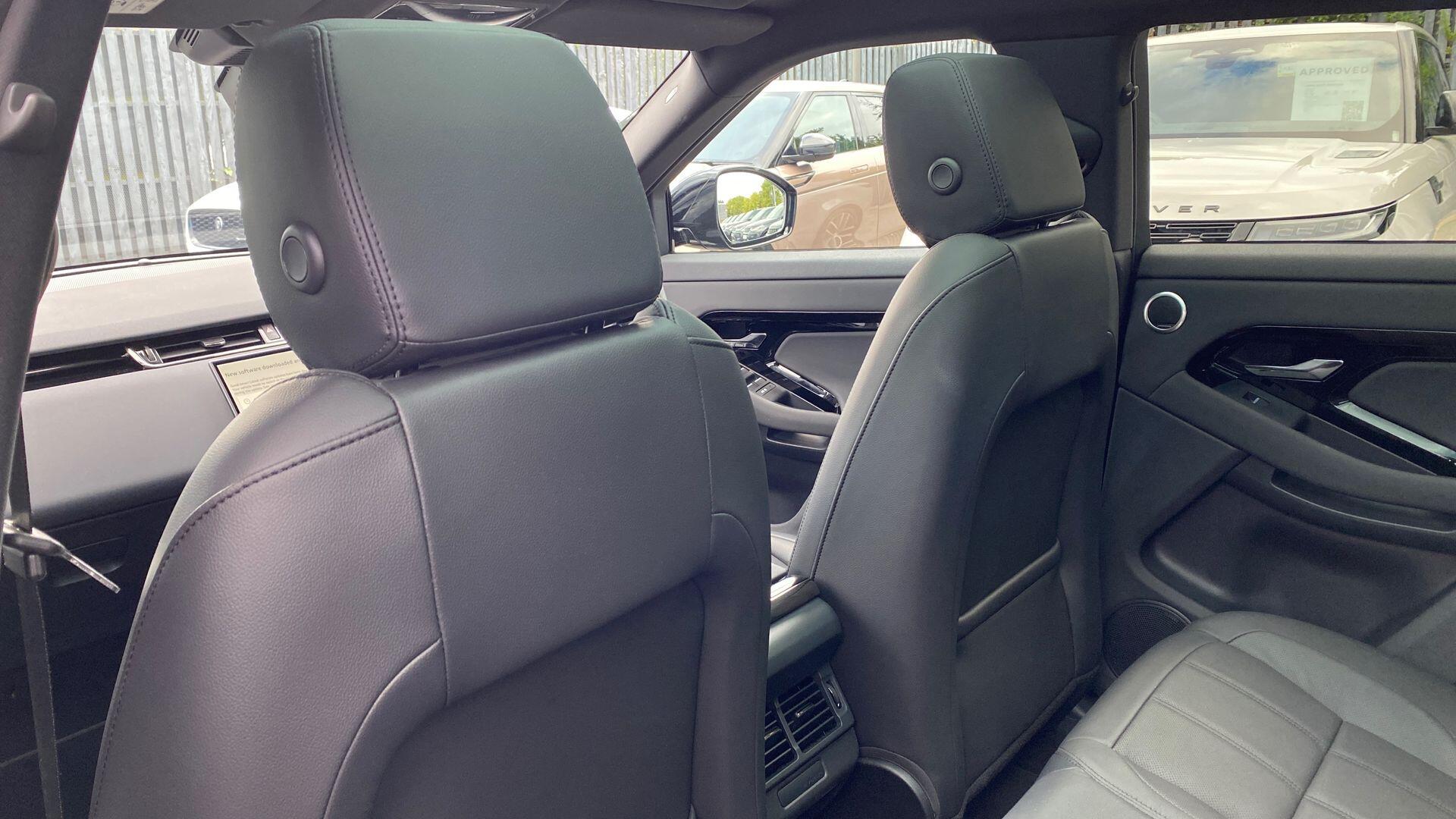 Land Rover Range Rover Evoque view 49