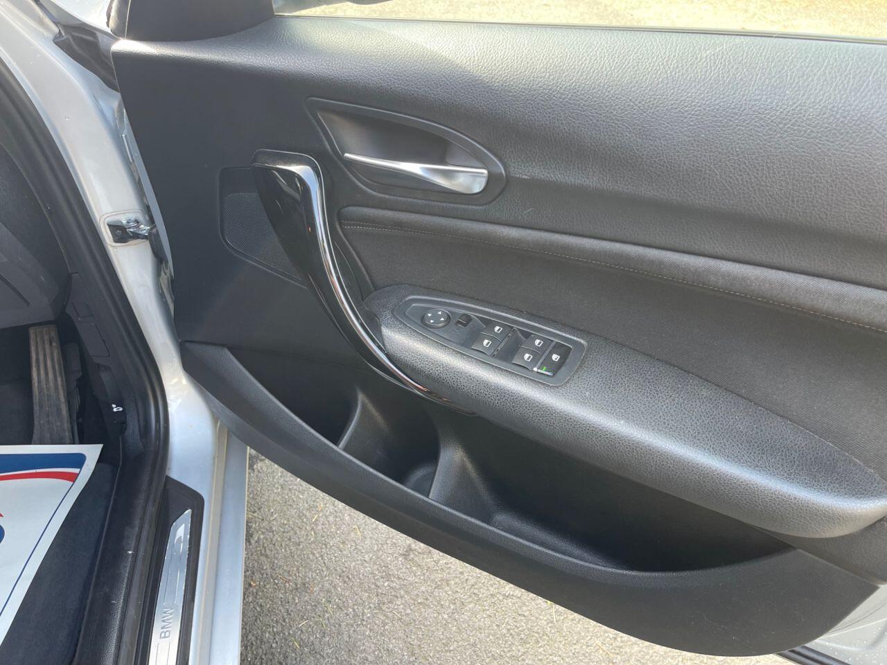 BMW 1 Series view 13