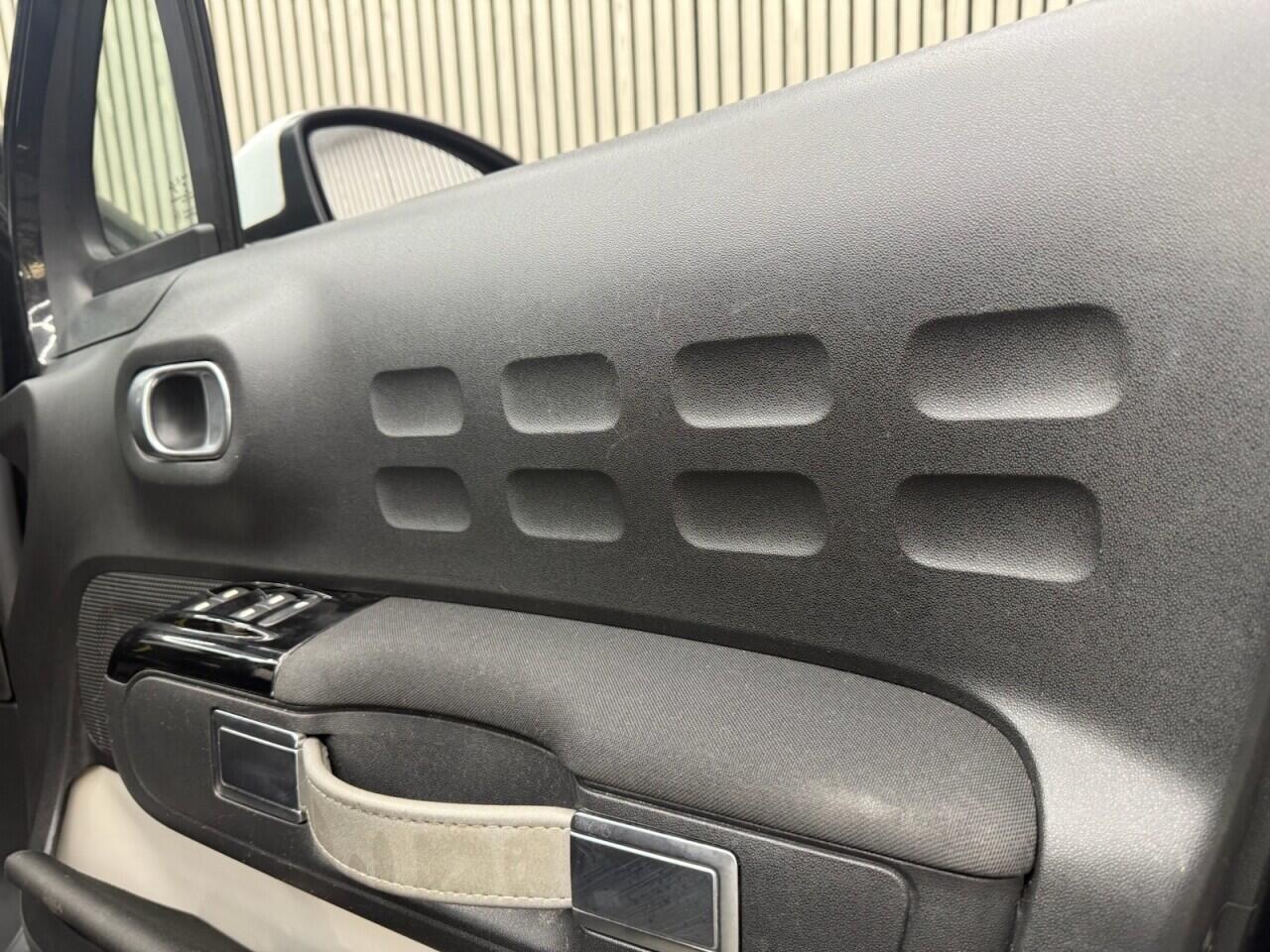 Citroen C3 view 10