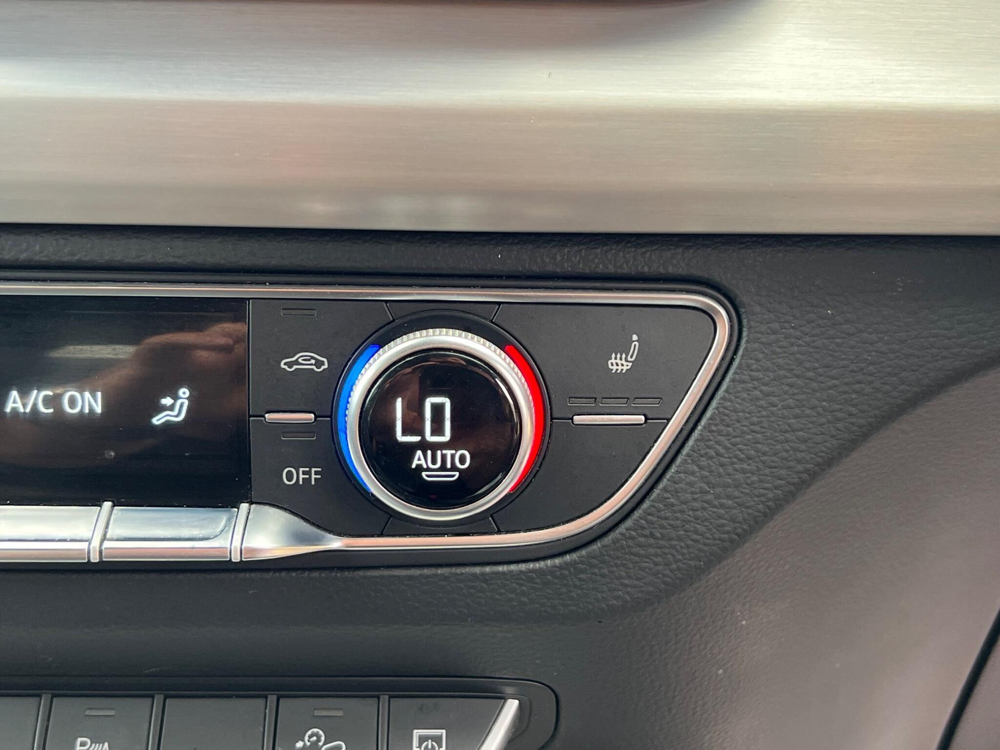 Audi Q5 view 23