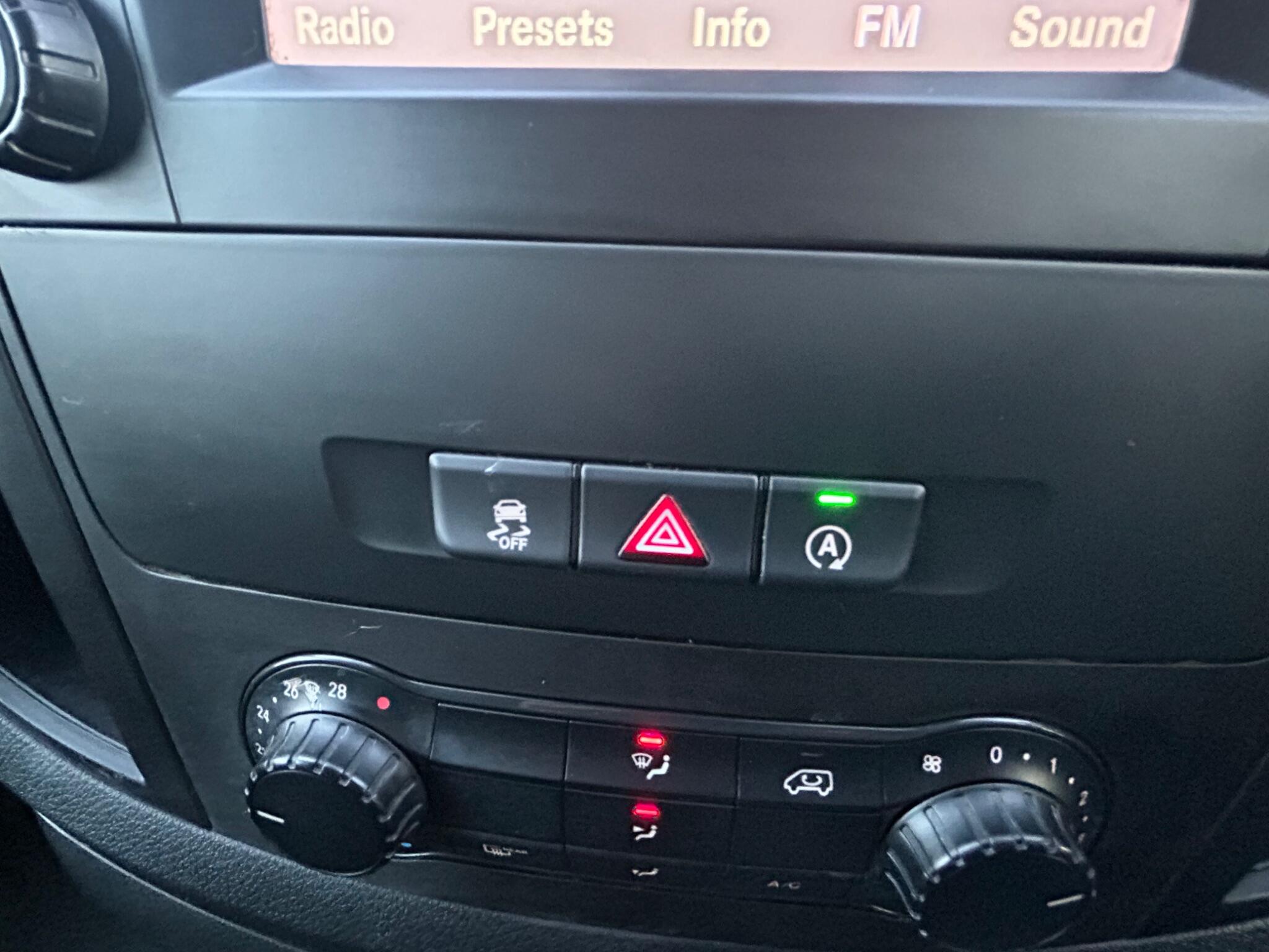 2019 Mercedes-Benz Vito 2.1 114 CDI Progressive Crew Van RWD L2 Euro 6 (s/s) 5dr (LWB) • 121,000 miles image 21