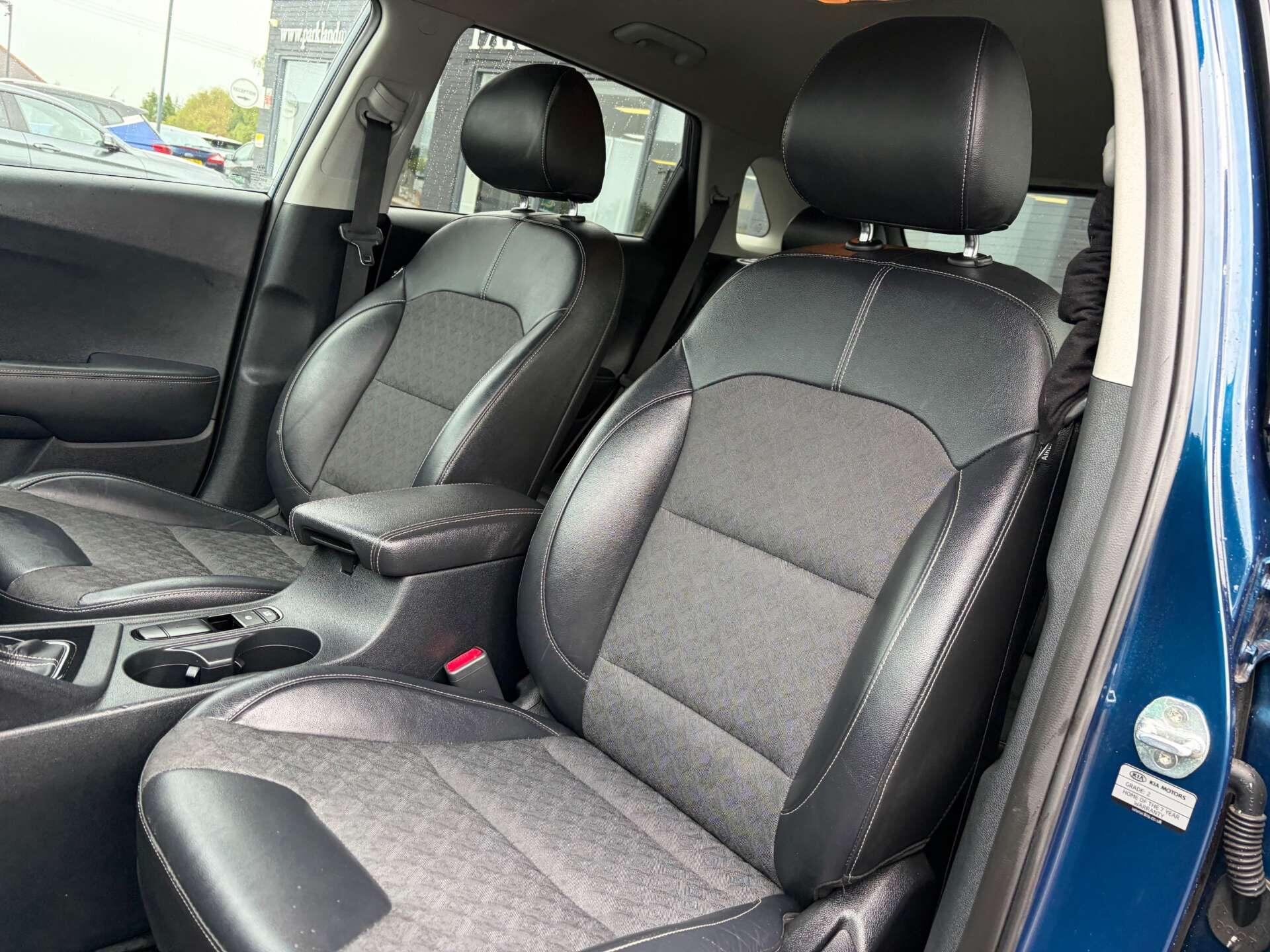 Kia Niro view 17