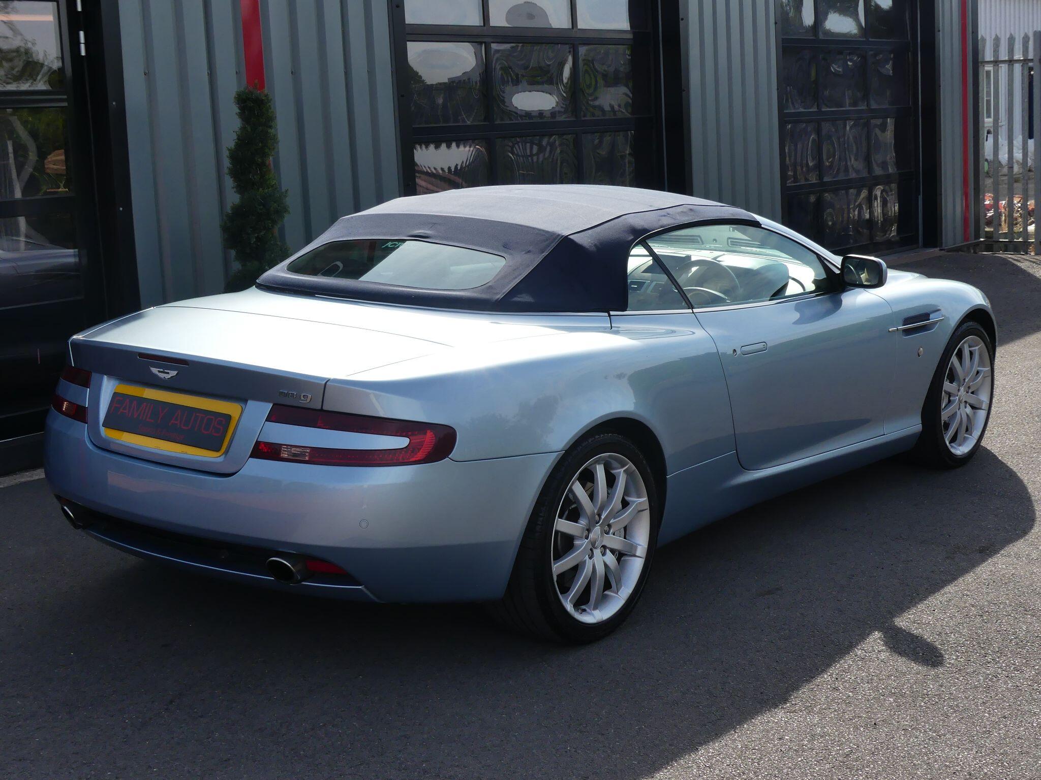 Aston Martin DB9 view 17