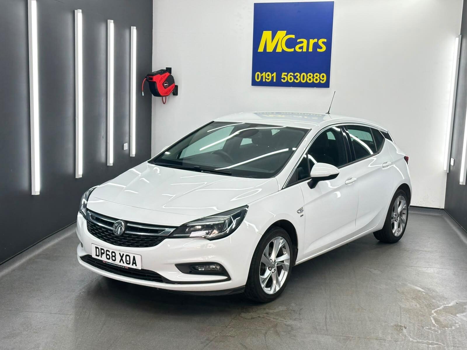 Vauxhall Astra view 3