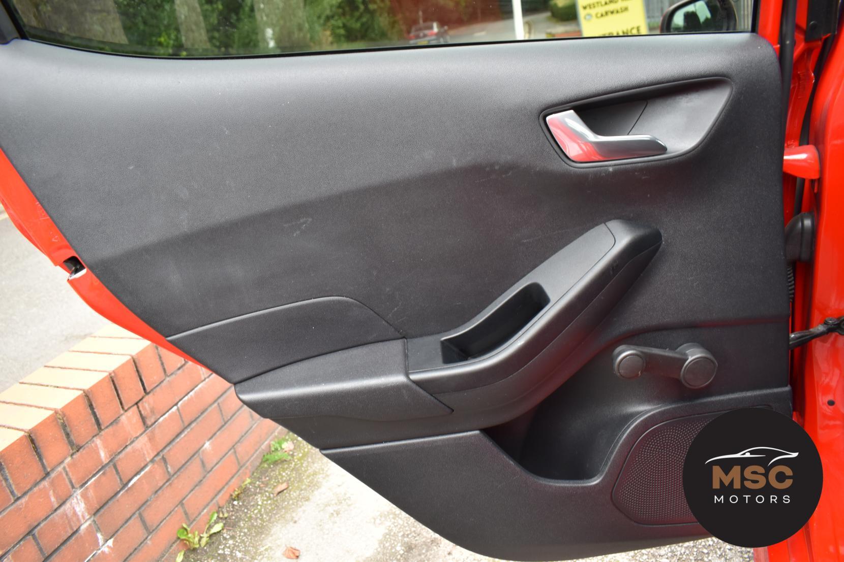 Ford Fiesta view 52