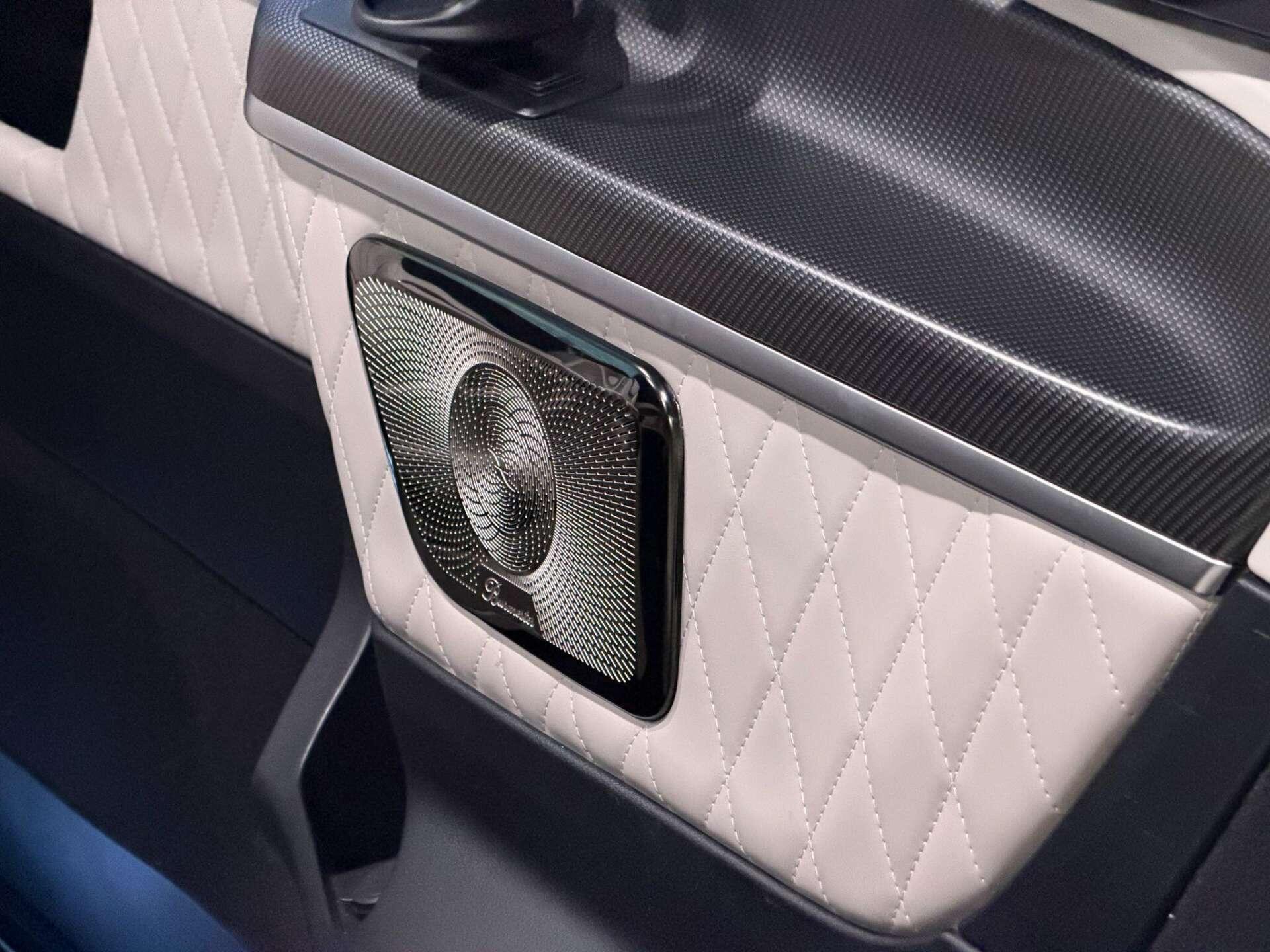 Mercedes-Benz V Class view 39