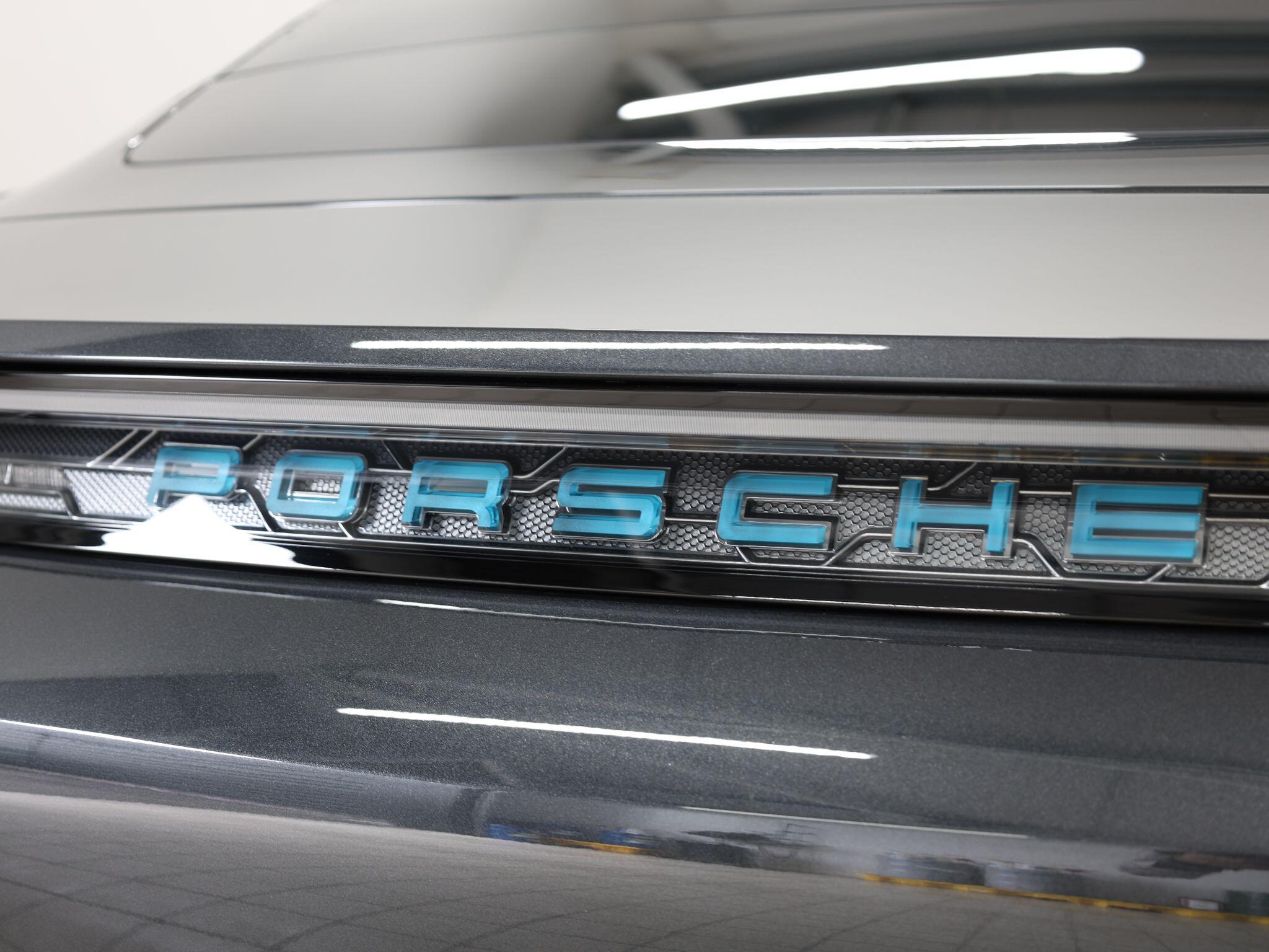Porsche Taycan view 32