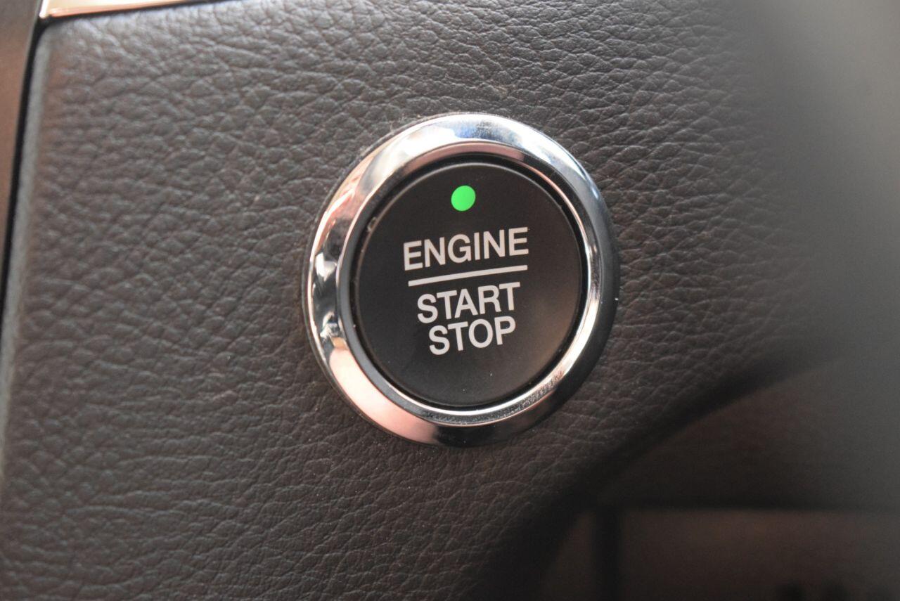 Ford Galaxy view 33