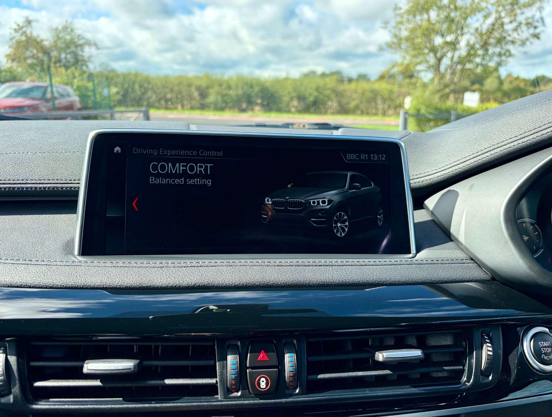 BMW X6 view 49