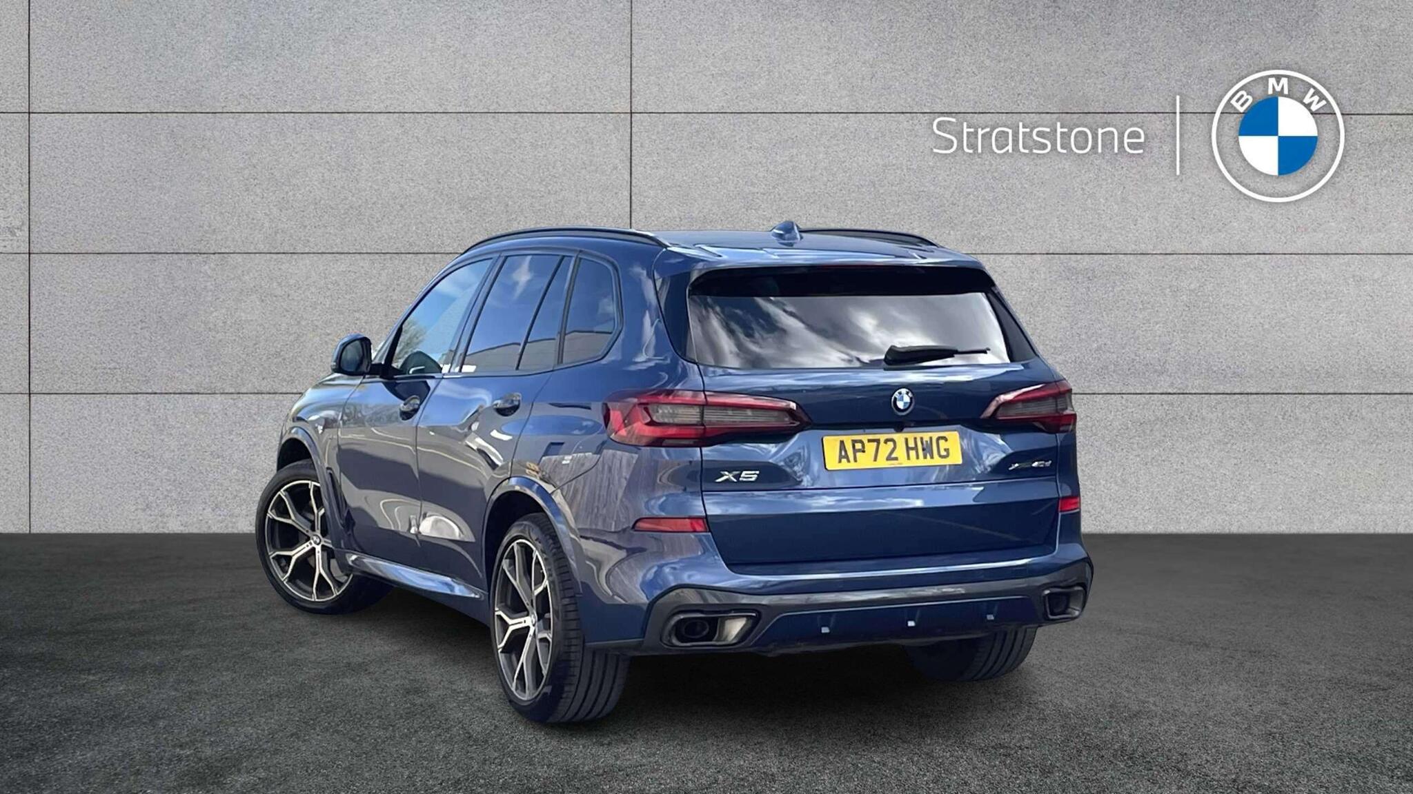 BMW X5 view 2