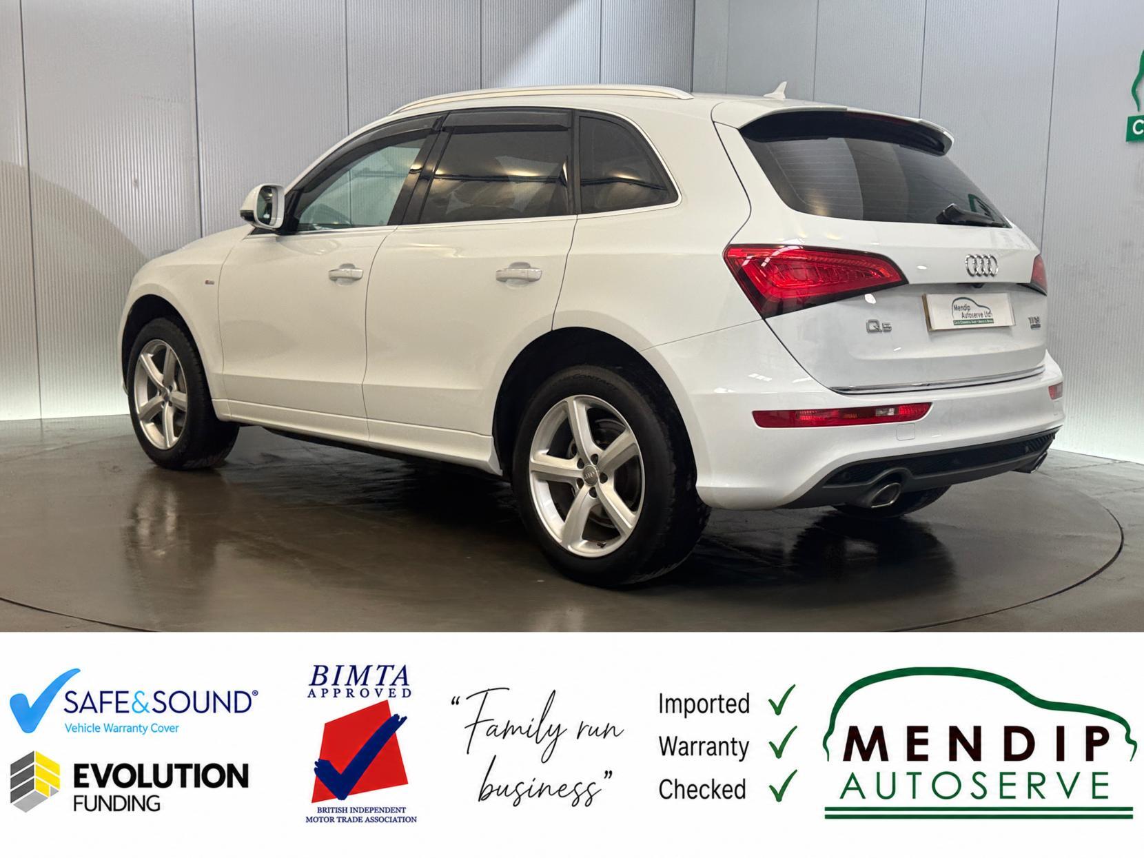 Audi Q5 view 13