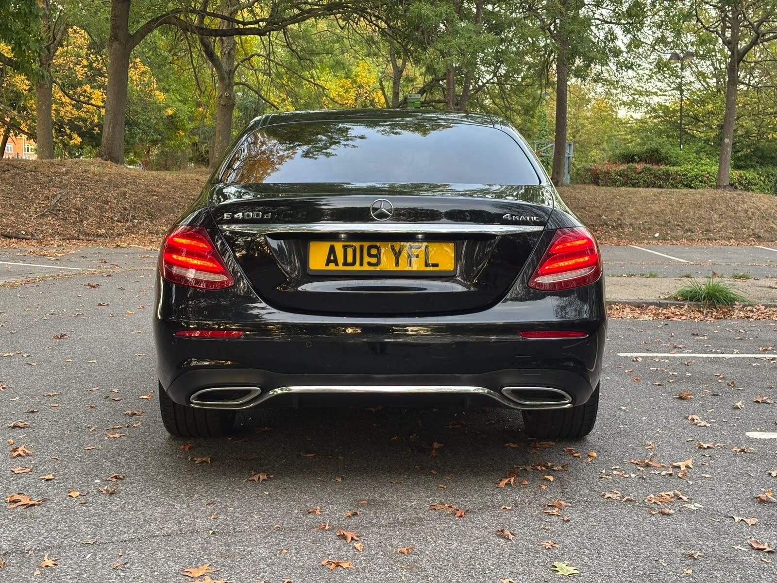 Mercedes-Benz E-Class view 4