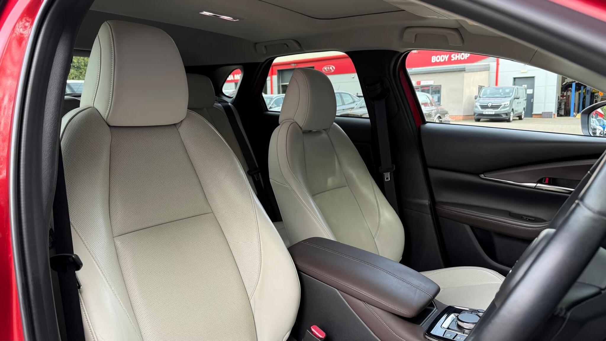 Mazda E-Skyactiv view 23