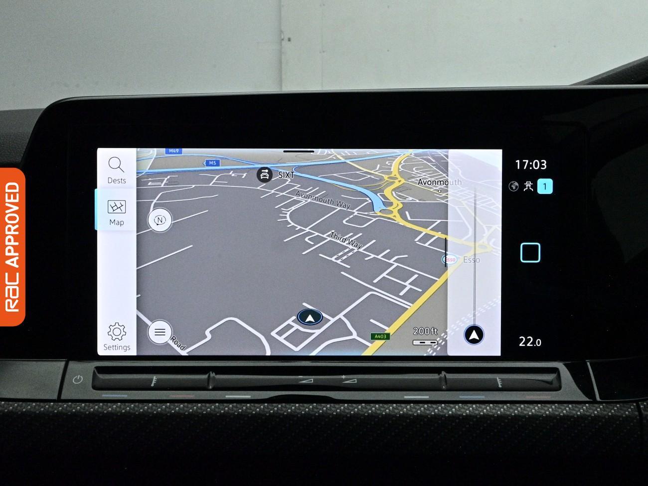 Volkswagen Golf view 3