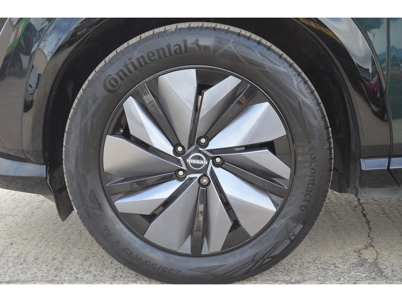 Nissan Ariya view 41