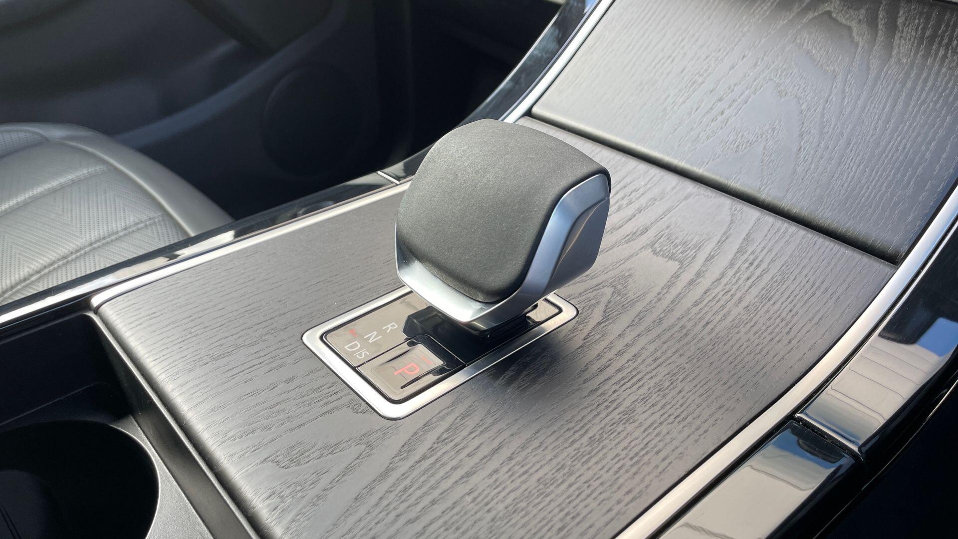 Land Rover Range Rover Evoque view 13