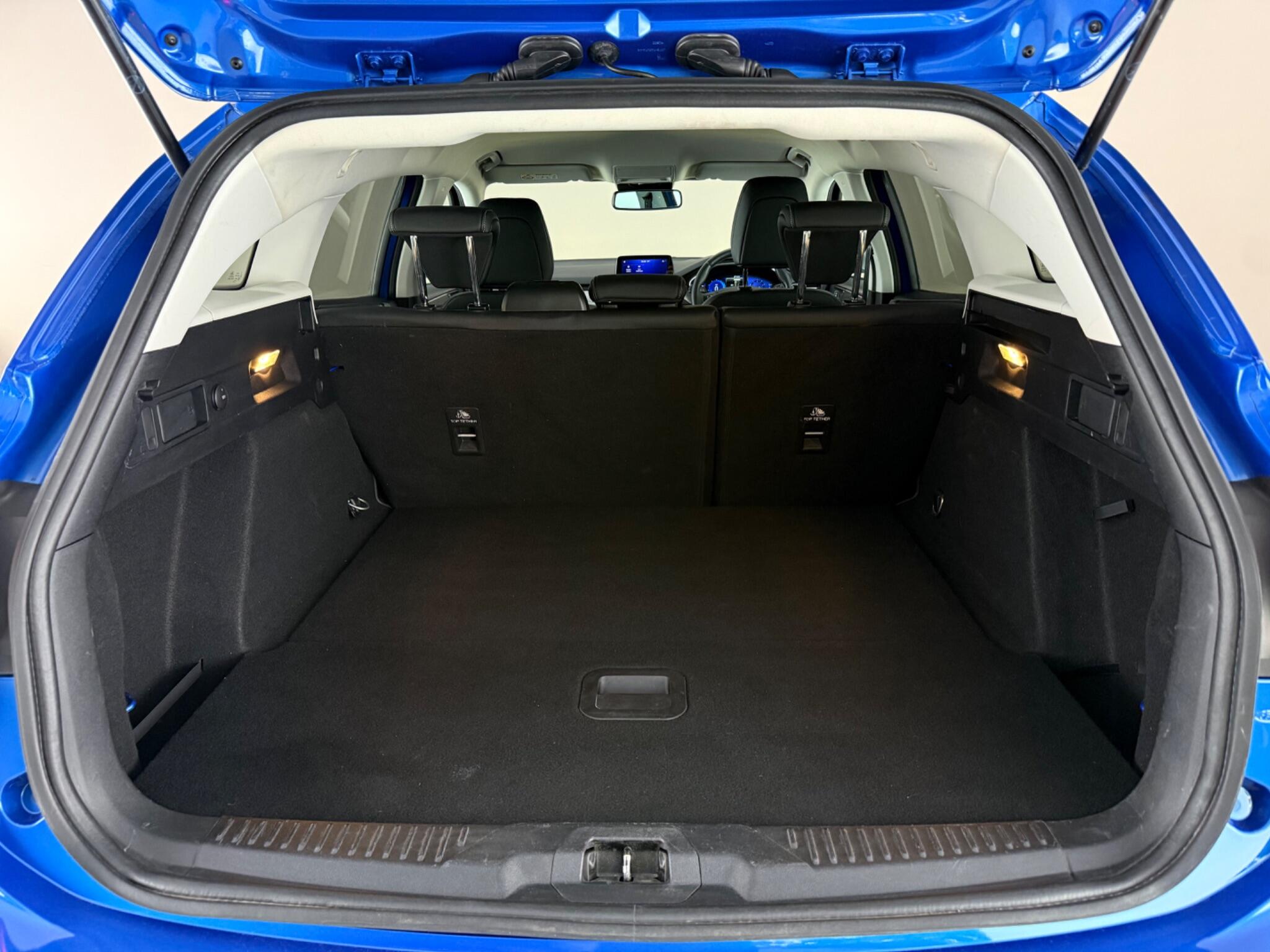 Ford Focus view 10